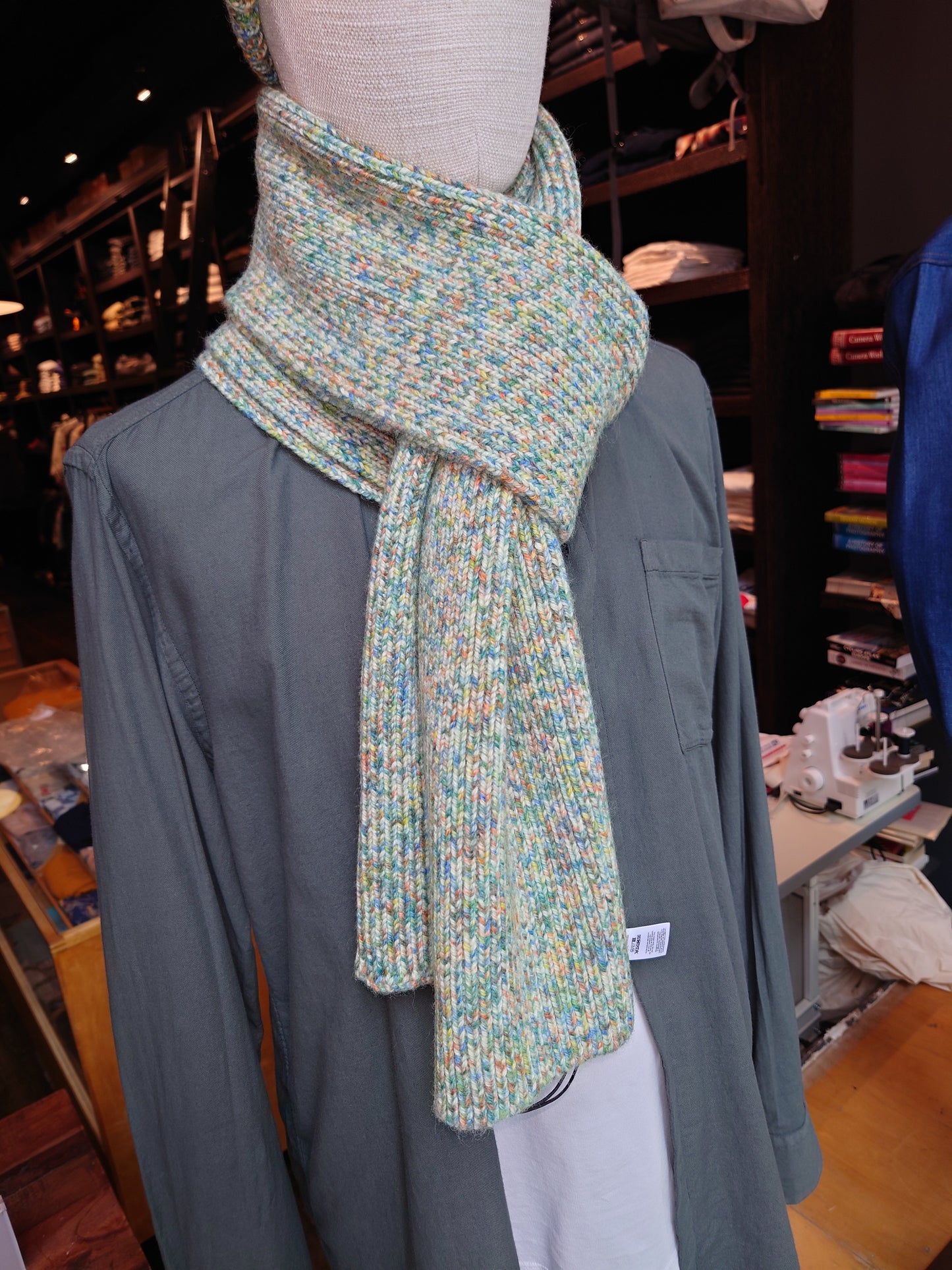 De Bonne Facture Knitted Scarf