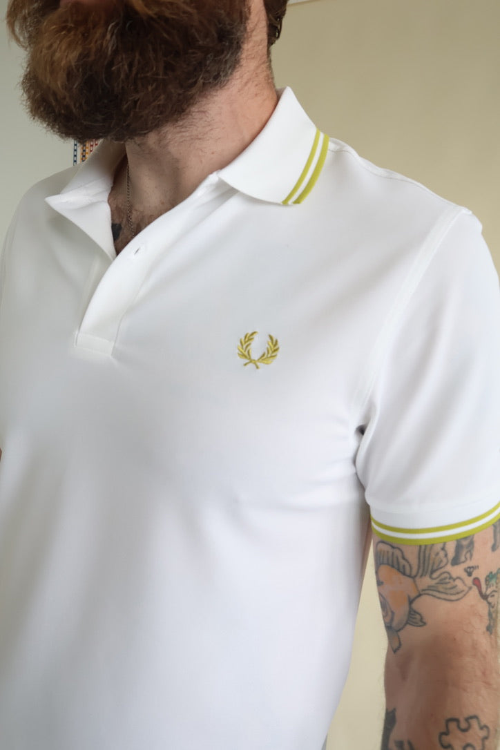 Fred Perry ホワイト ゴールド　長袖ポロシャツ Fred Perry Tennis Shirt – Ford General