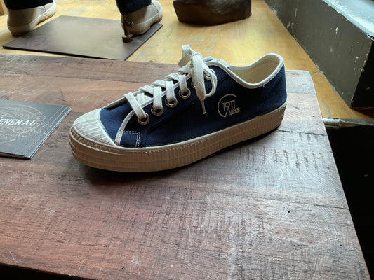 Novesta X Merz b. Schwanen SNK02 Sneaker