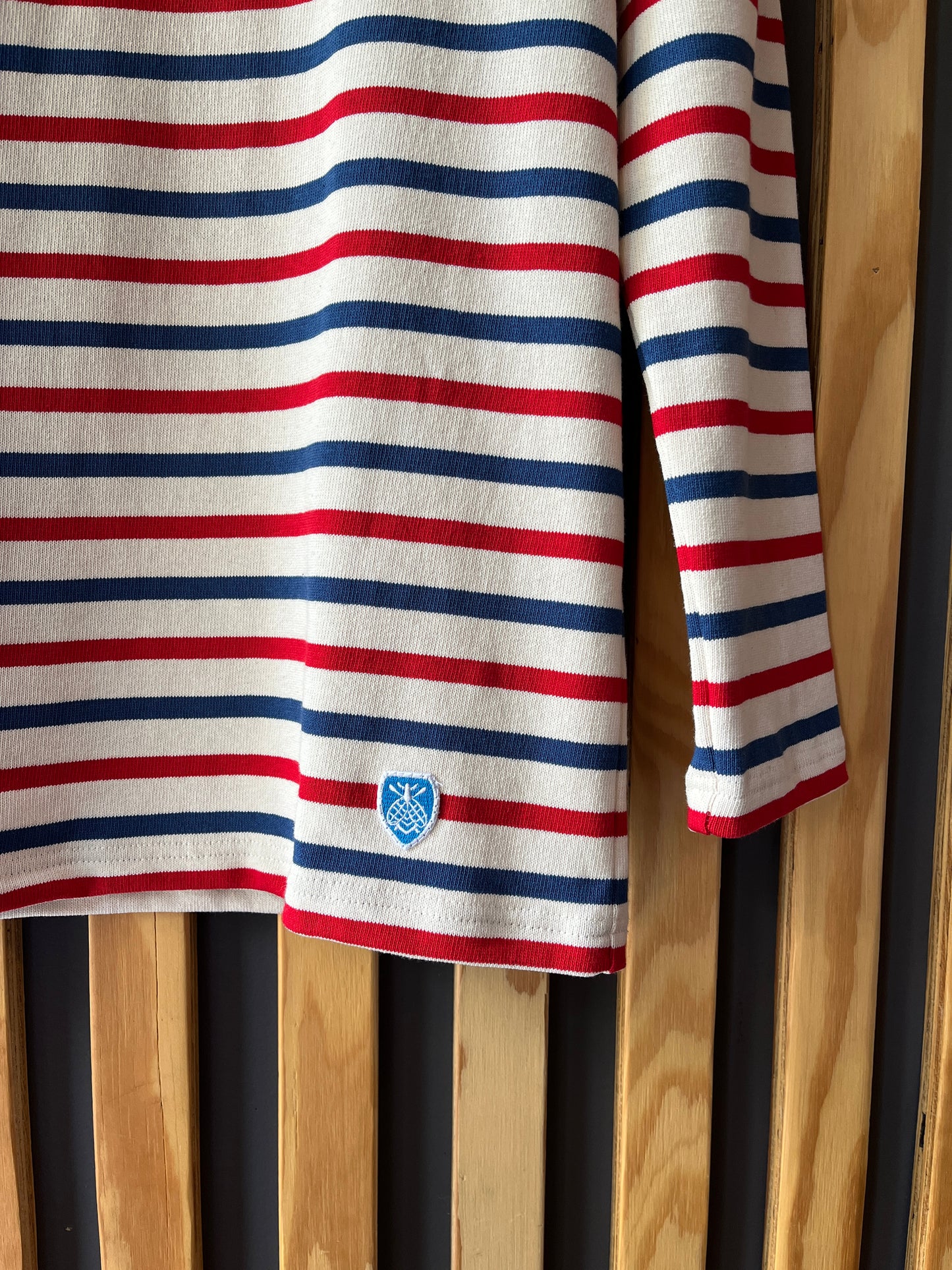 White, Blue. Red, 1