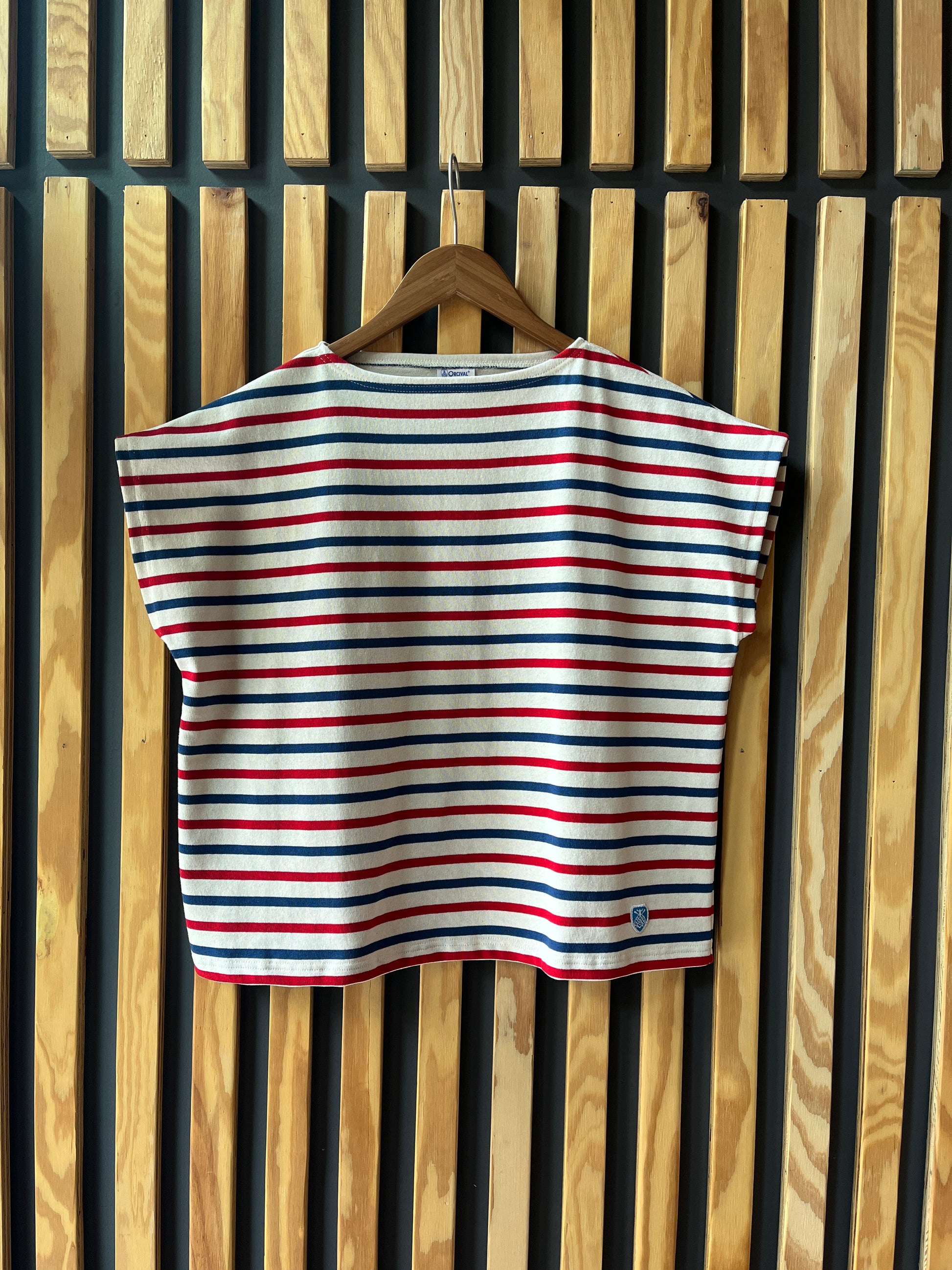 White, Blue. Red, 1