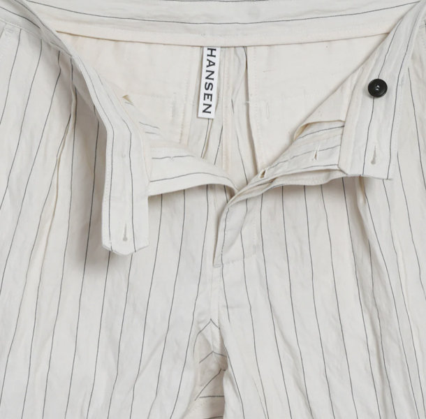 Sune Pleated Wide Cut Trouser