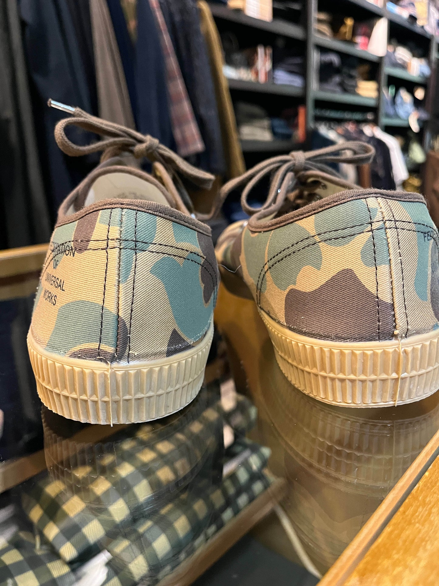 UW Novesta Sneaker