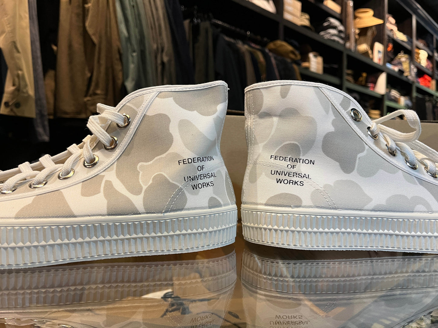 UW Novesta Sneaker