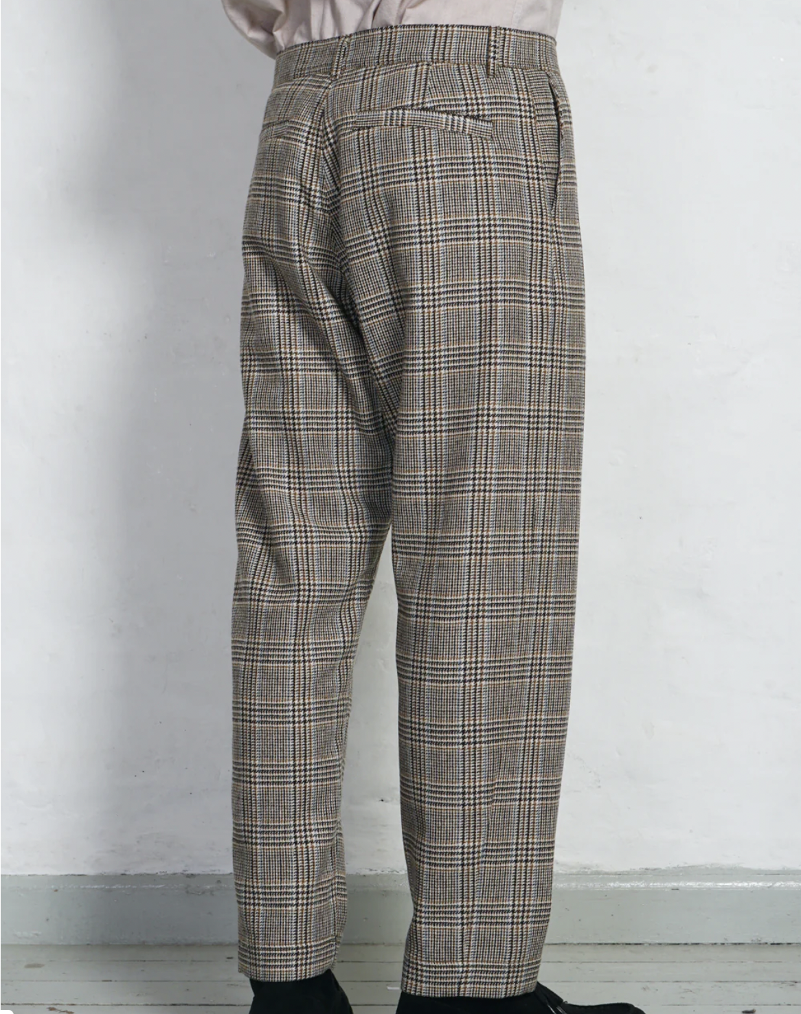 Tyge Wide Cut Cropped Trouser