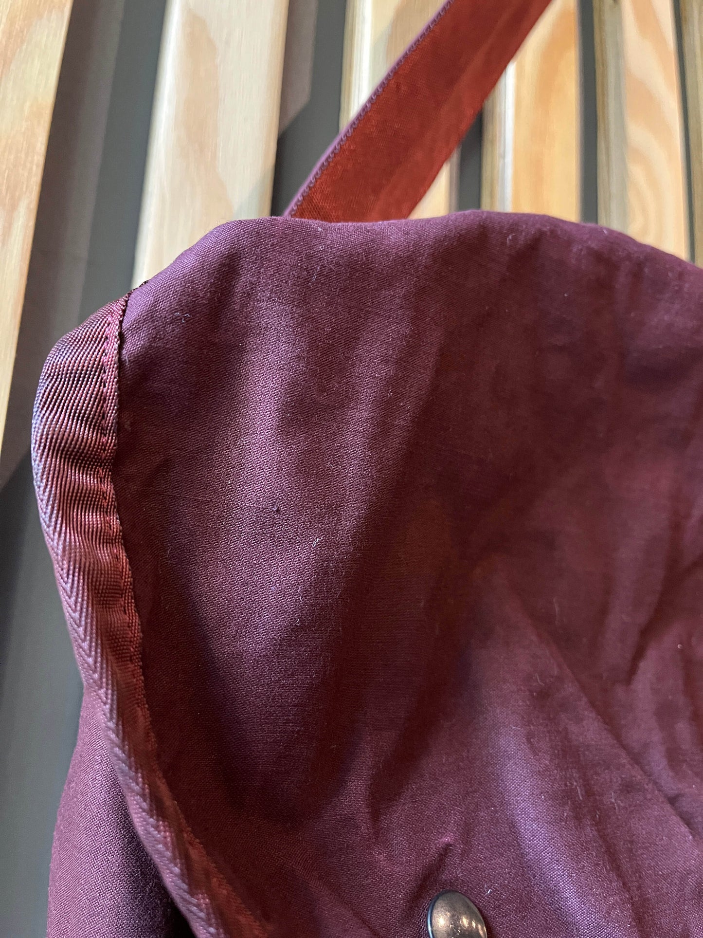 Crag Messenger Bag (L)