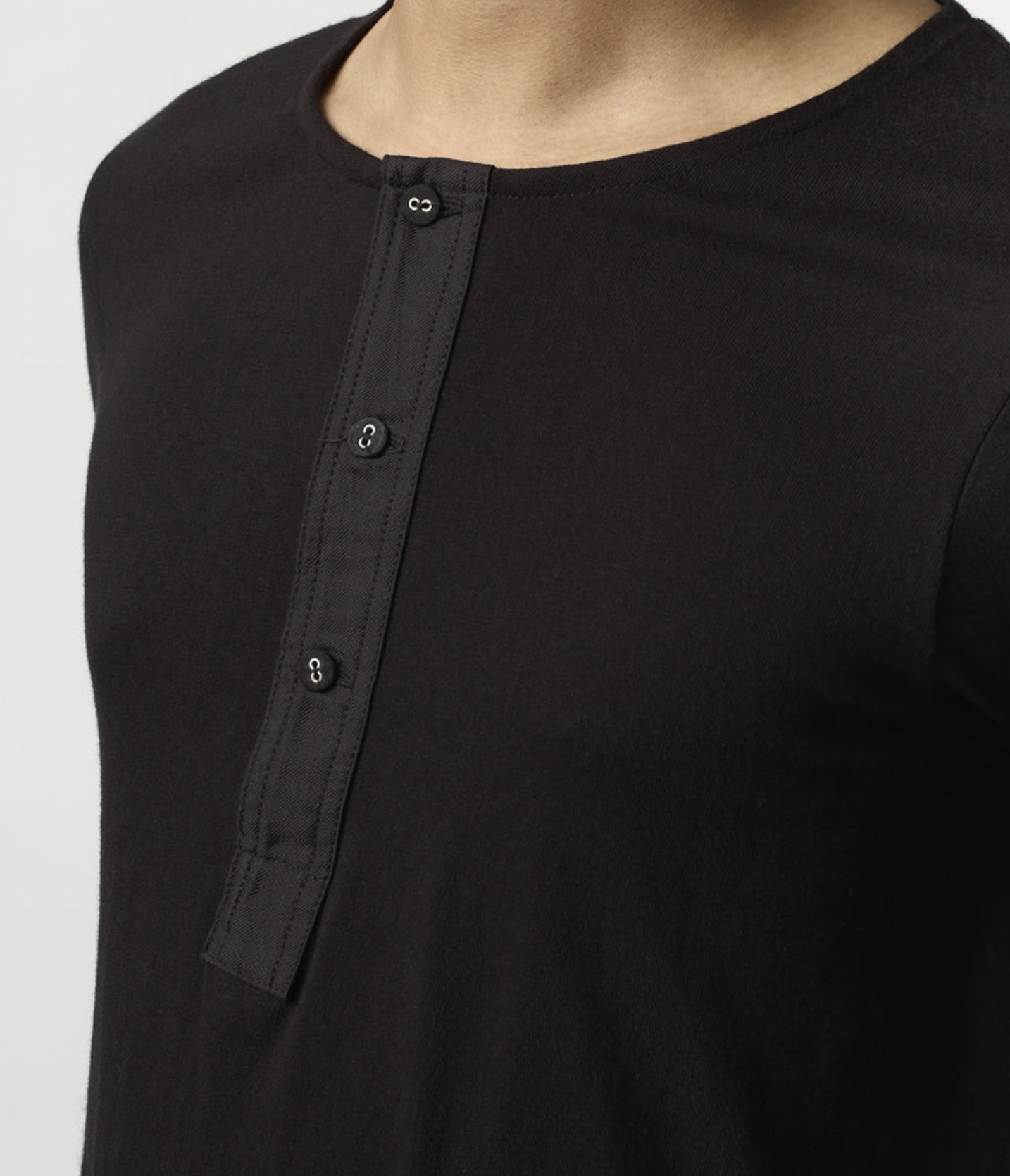 103 Classic Henley