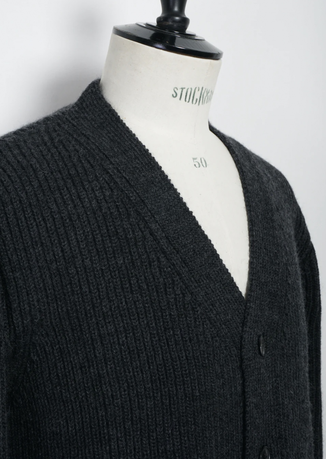 Evald Heavy Knit Cardigan