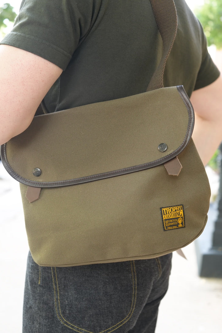 Trophy Clothing Serviceman Bag