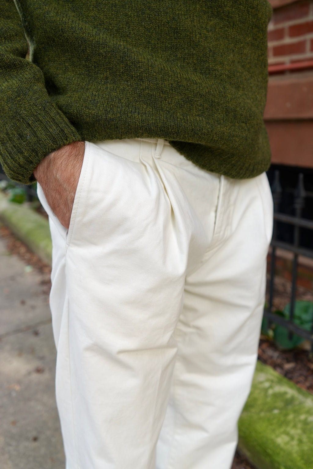 Tela Genova Damasco Gabardine Wide Cut Chino