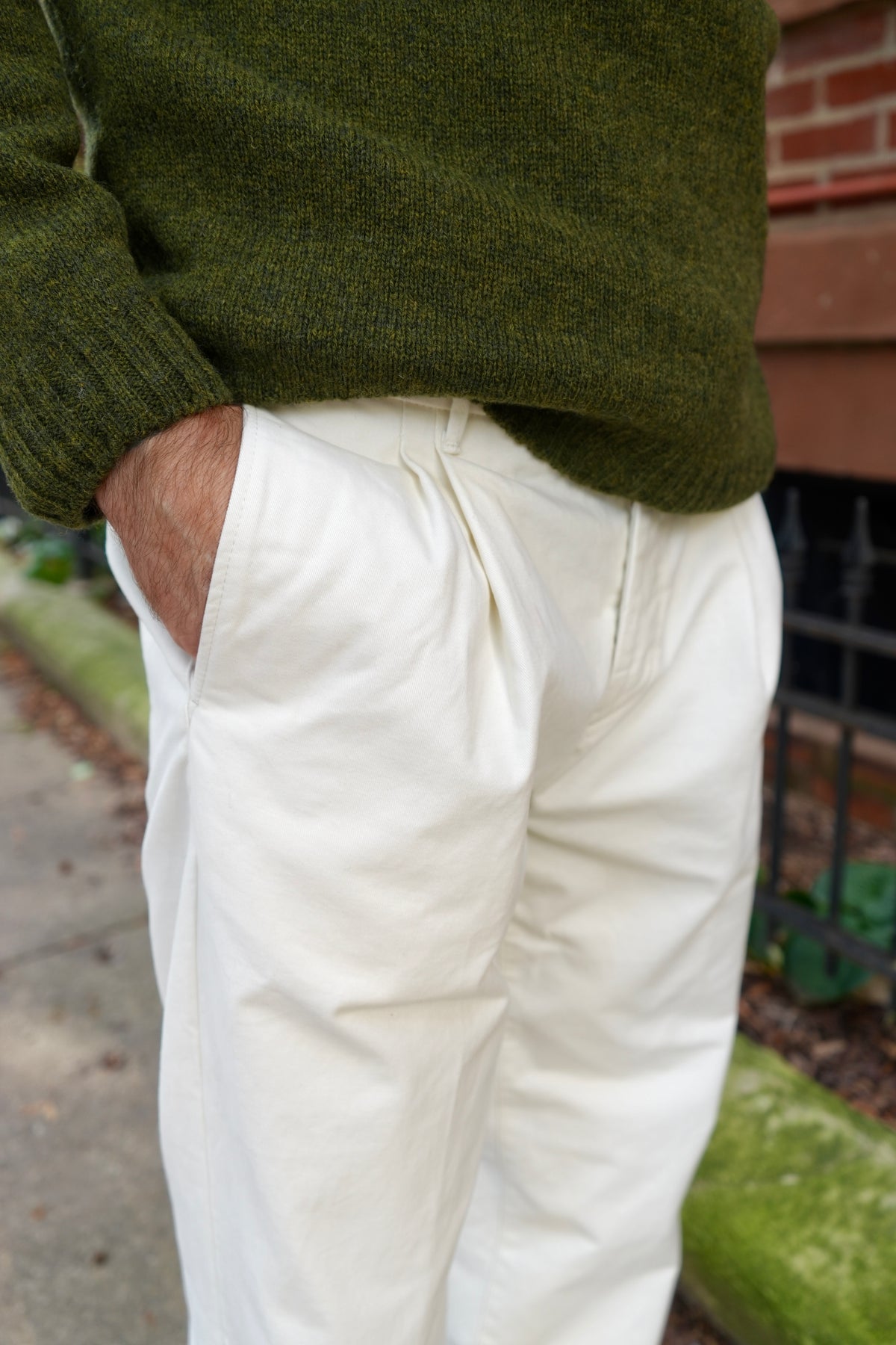 Tela Genova Damasco Gabardine Wide Cut Chino