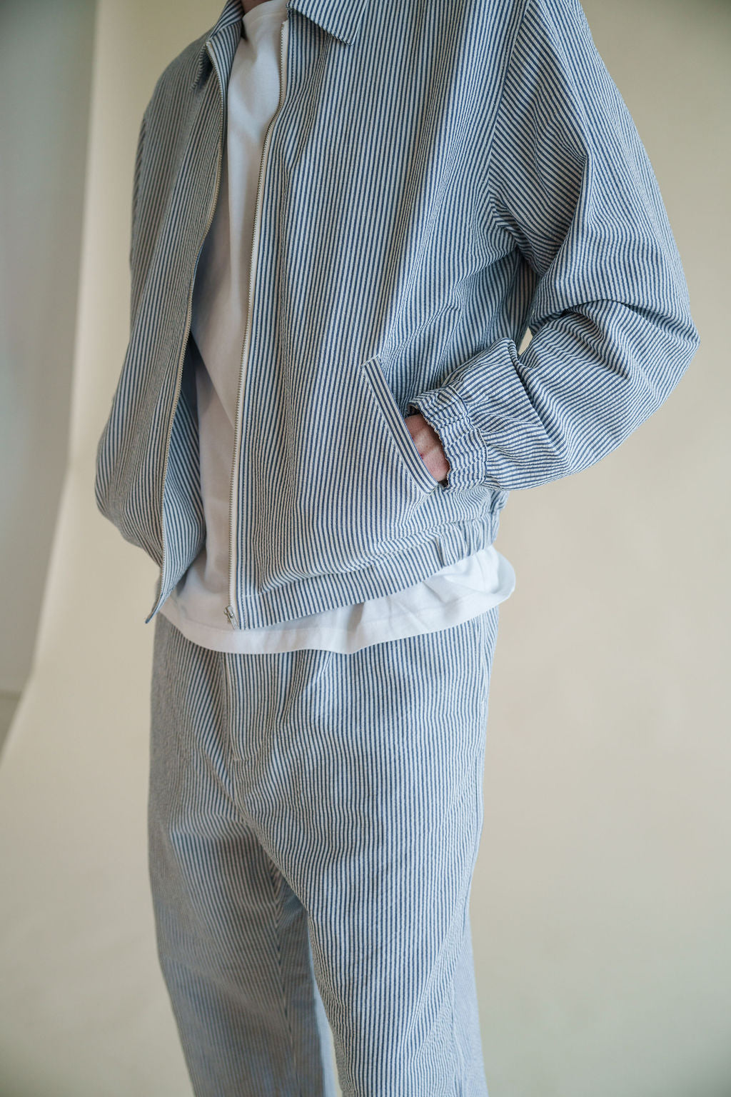 Fujito N.O.UN Belt Less Pants