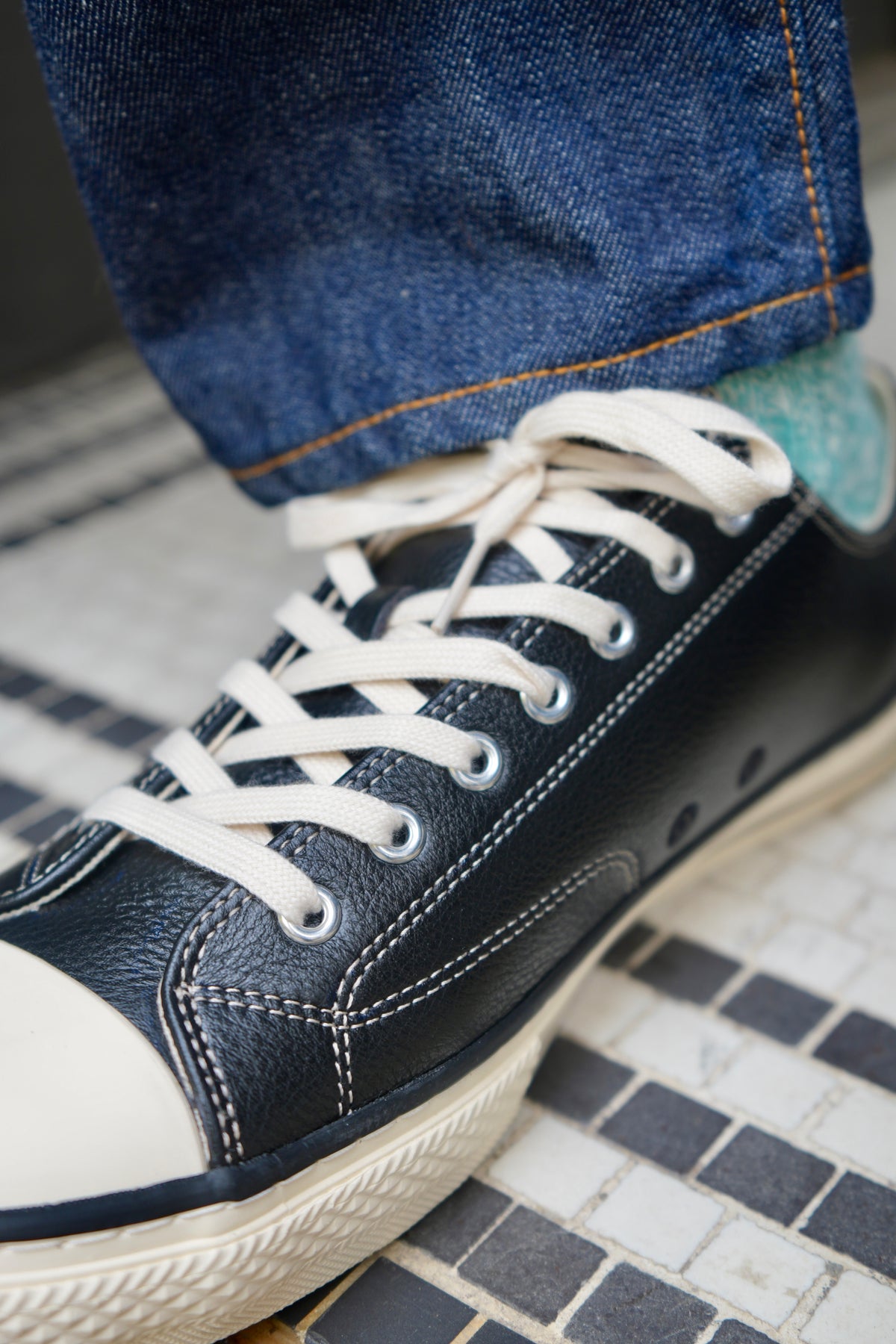Catchball B-01 Leather Sneakers