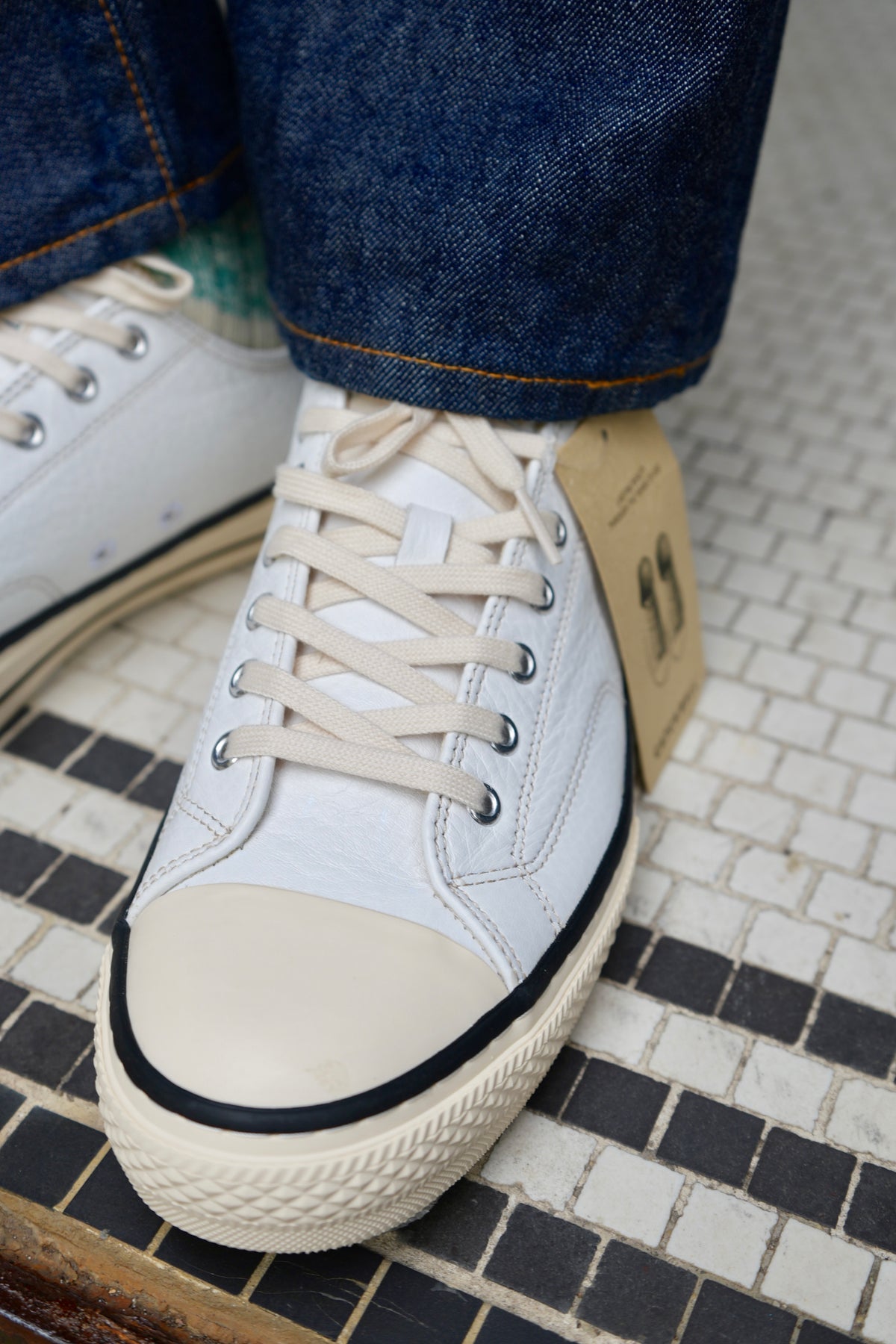 Catchball B-01 Leather Sneakers