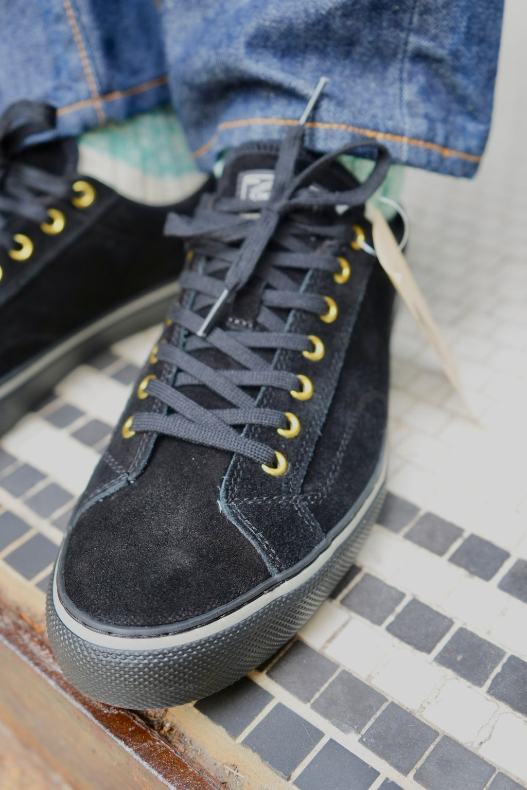 Catchball B-02 Suede Sneakers