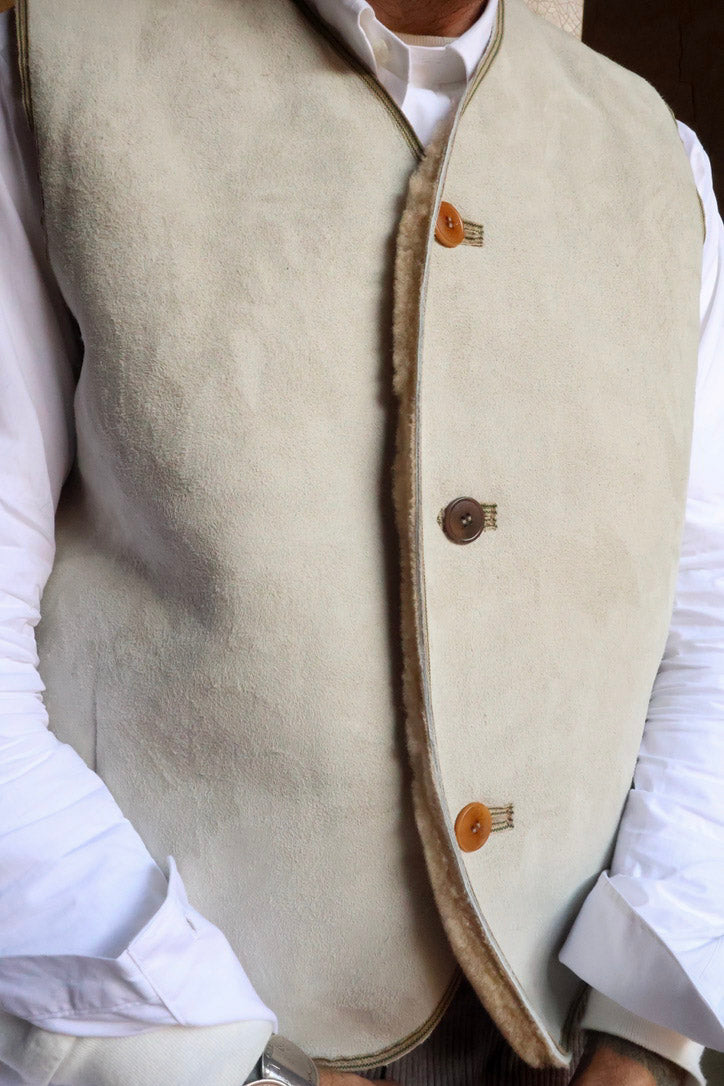 Gråbrodern Bjärges Lambskin Vest