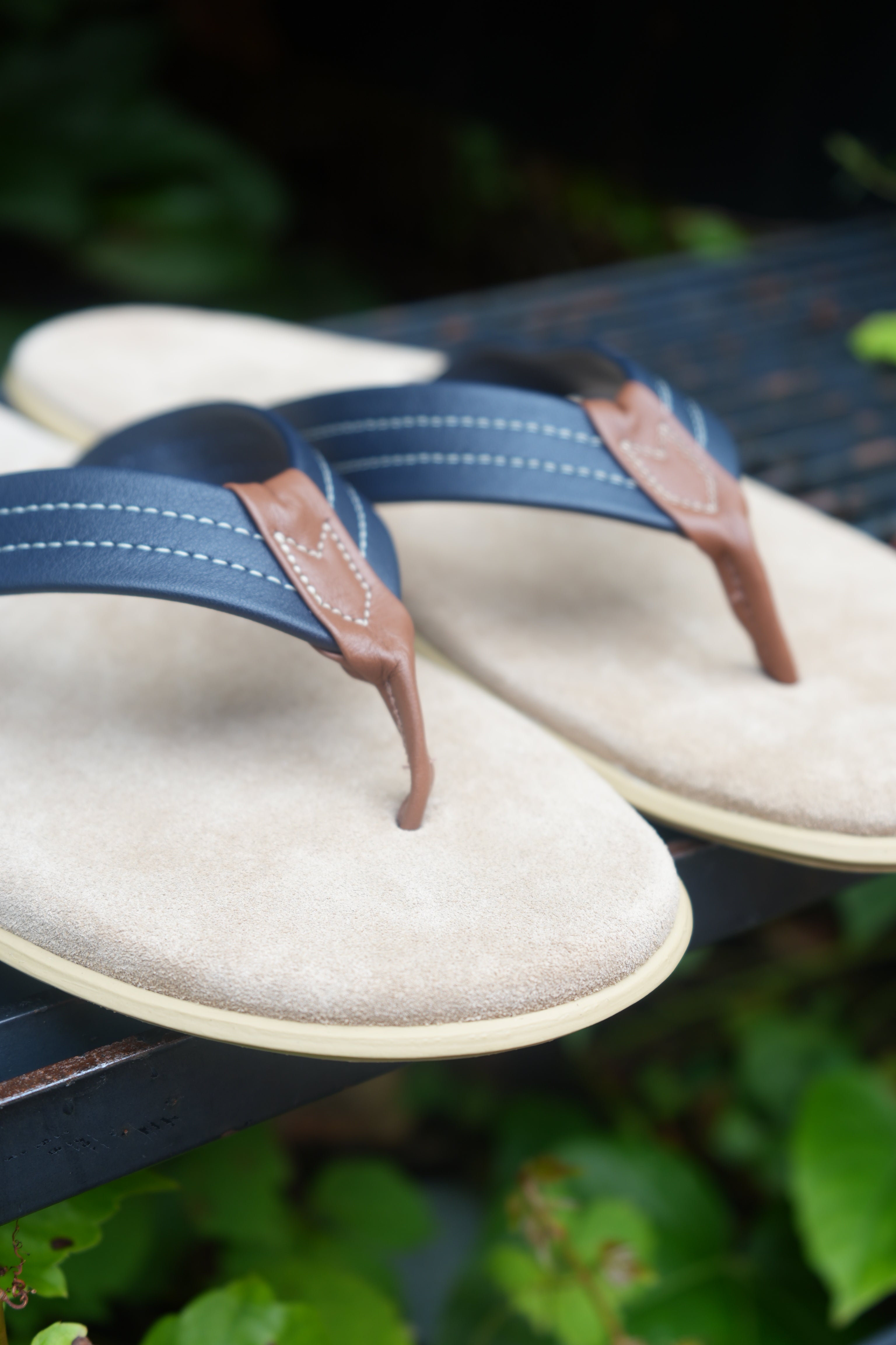 Island Slipper Leather + Suede