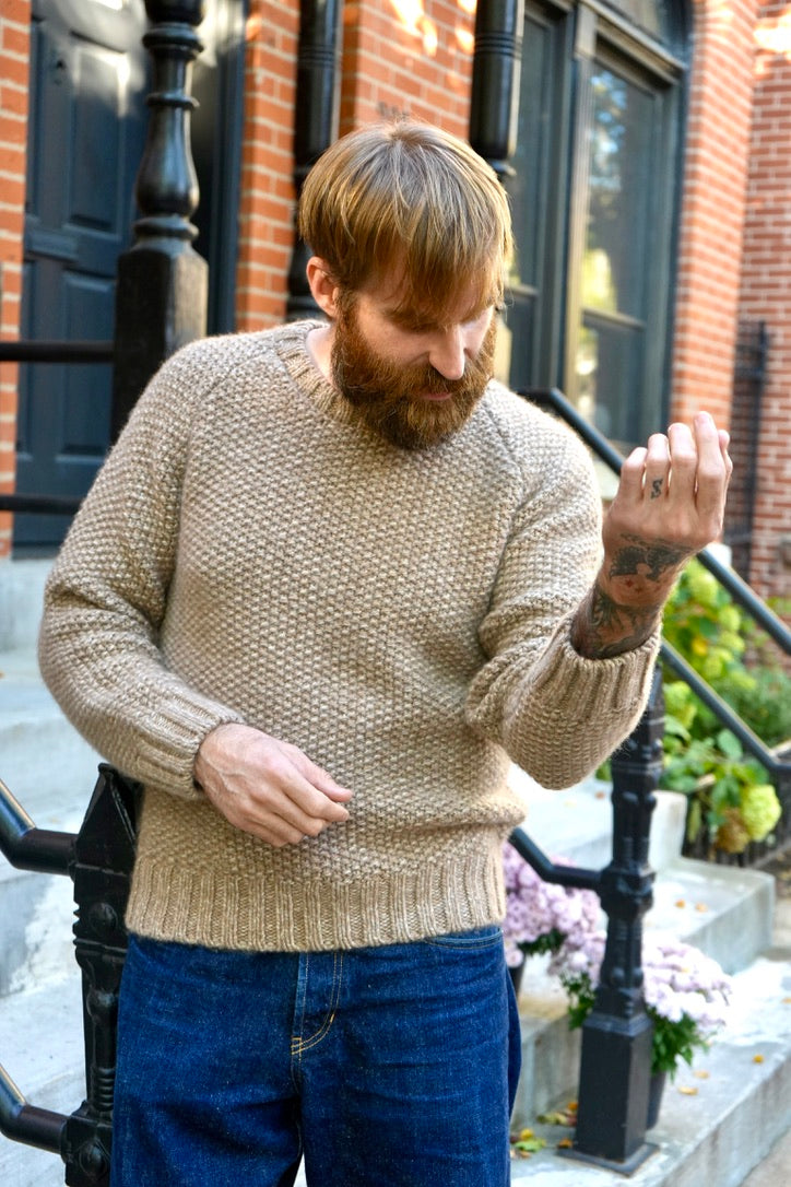 McGeorge of Scotland Raglan Sleeve Crewneck Sweater