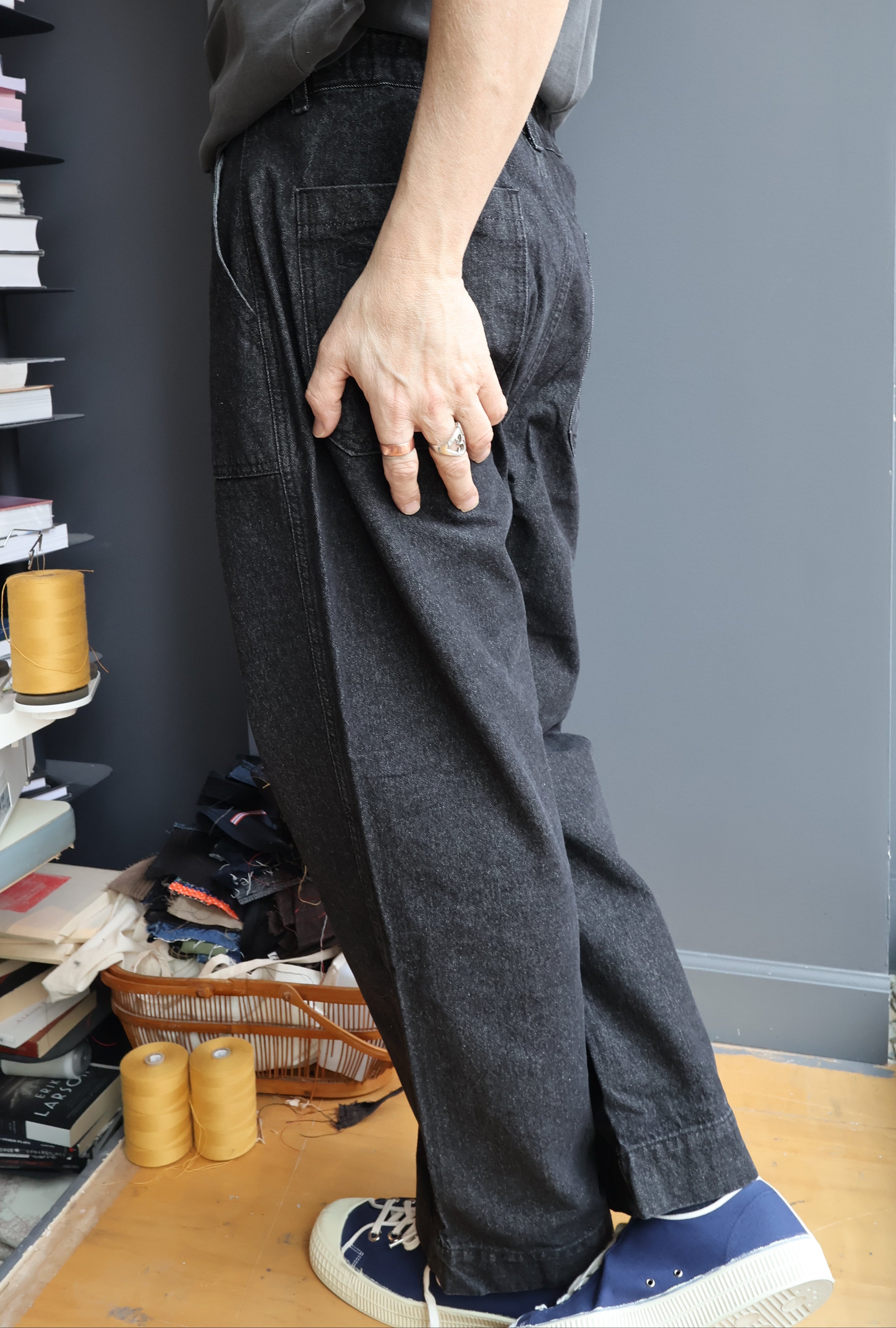 Kappy One Tuck Wide Fatigue Denim Pants