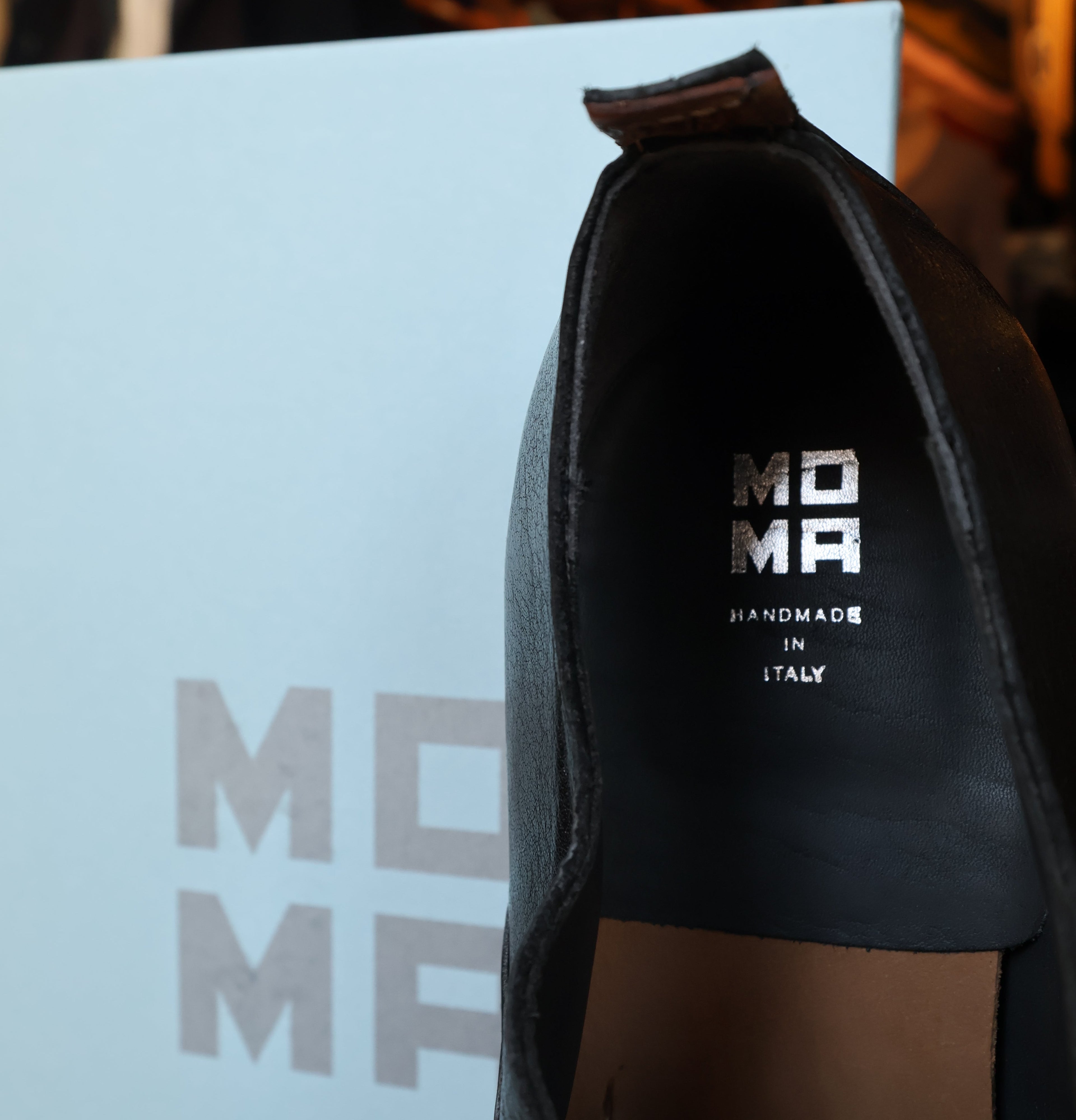 MOMA Kurni Nero Oxford
