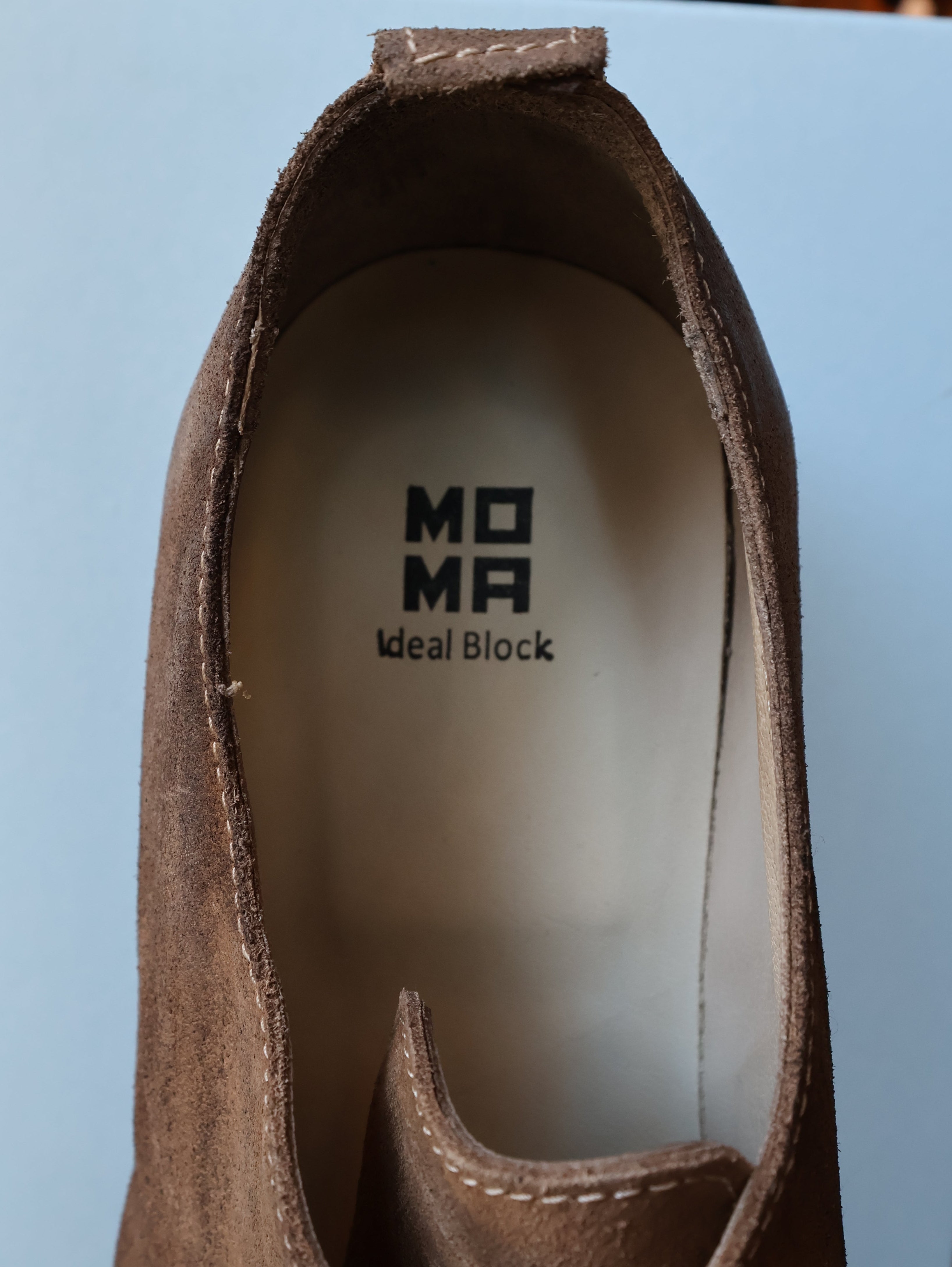 MOMA Tuscany Crust Malta Derby