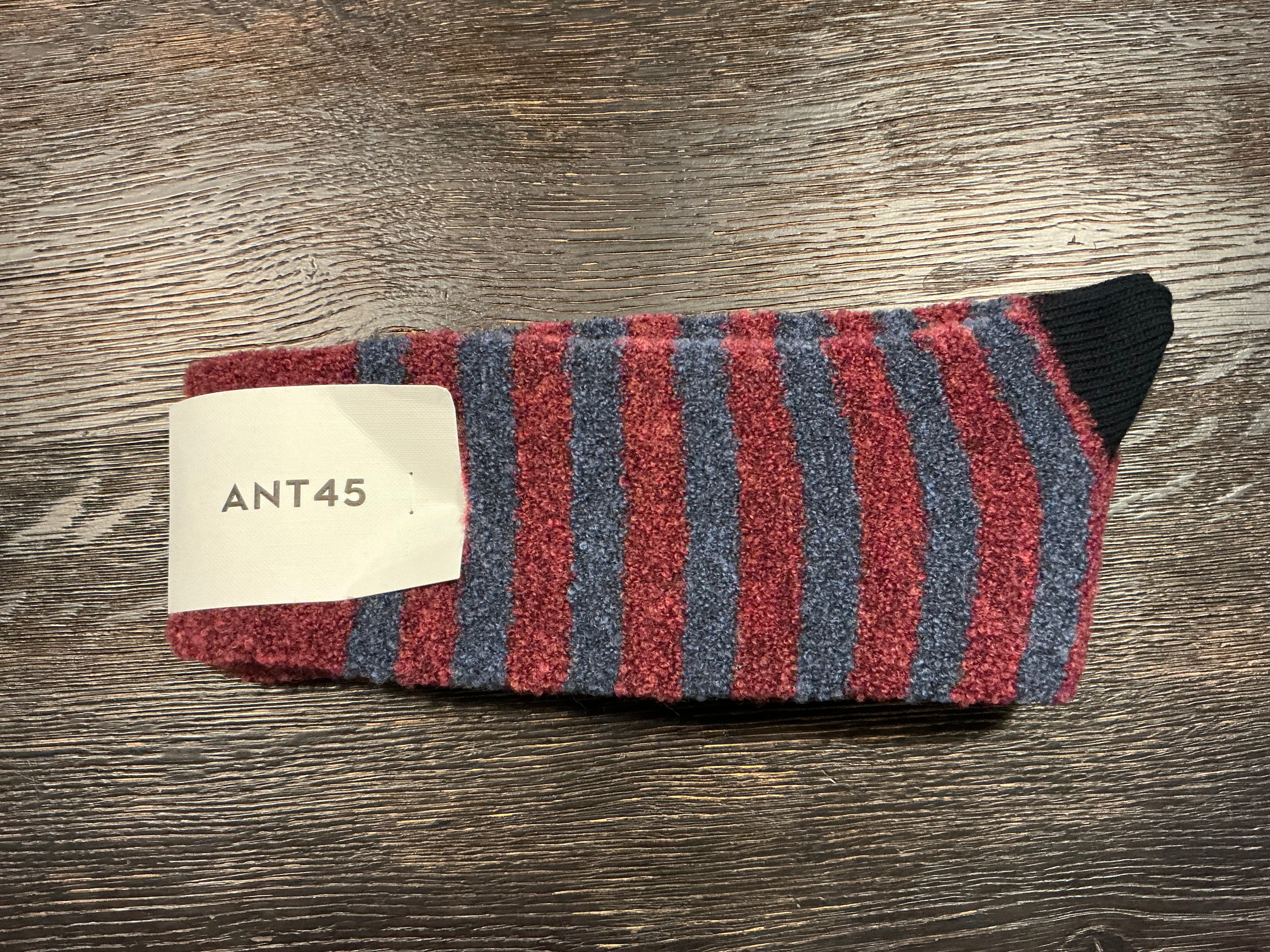 ANT45 Kuah Short Socks