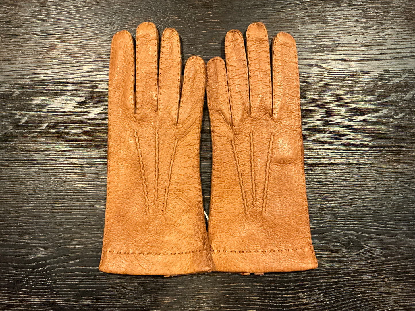 Hestra Peccary Handsewn Unlined Gloves