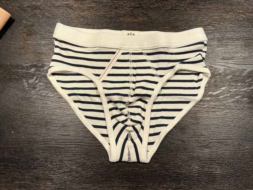 Hemen Biarritz Brief Etor