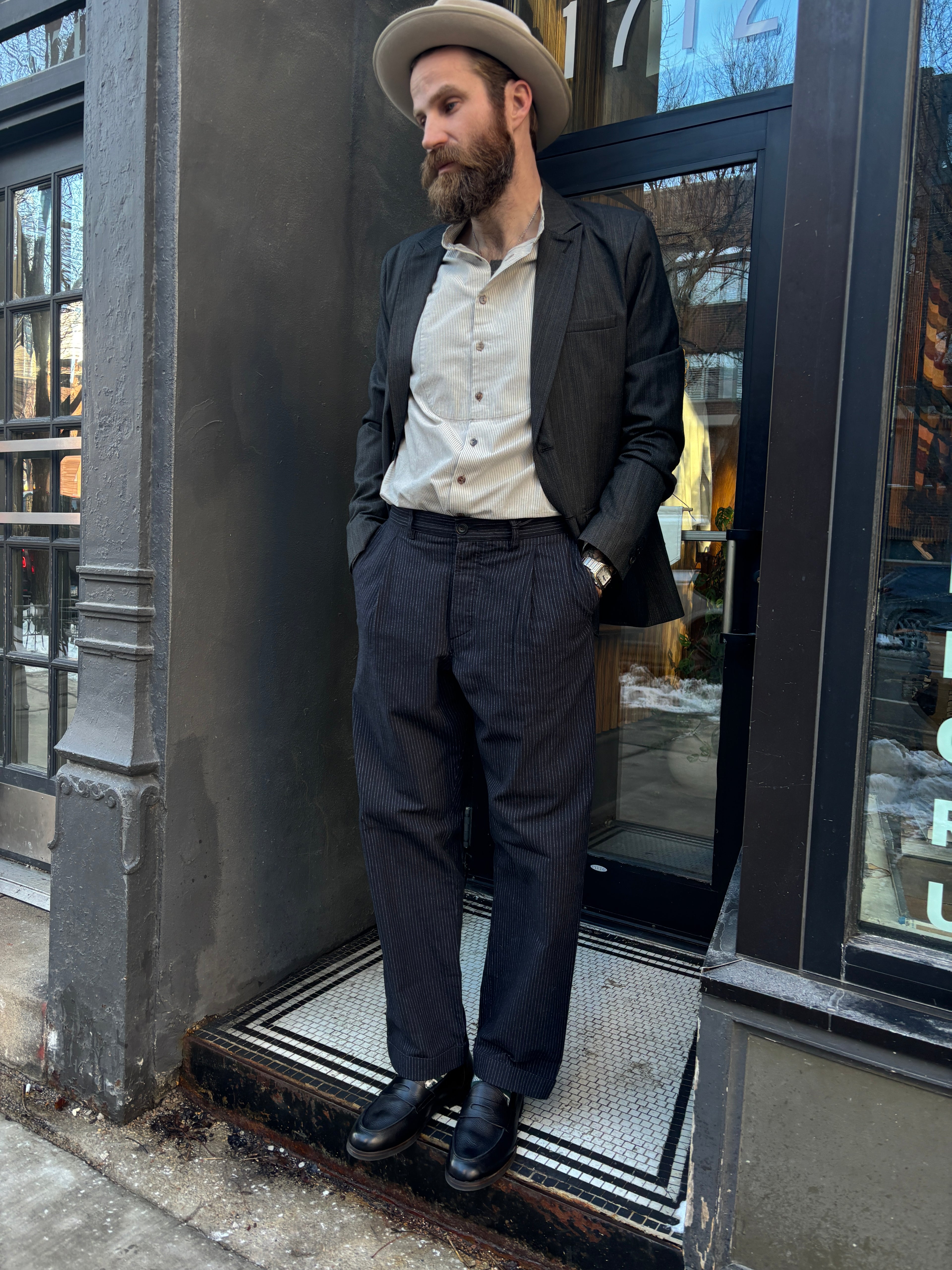 Hansen Sune Pleated Wide Cut Trouser