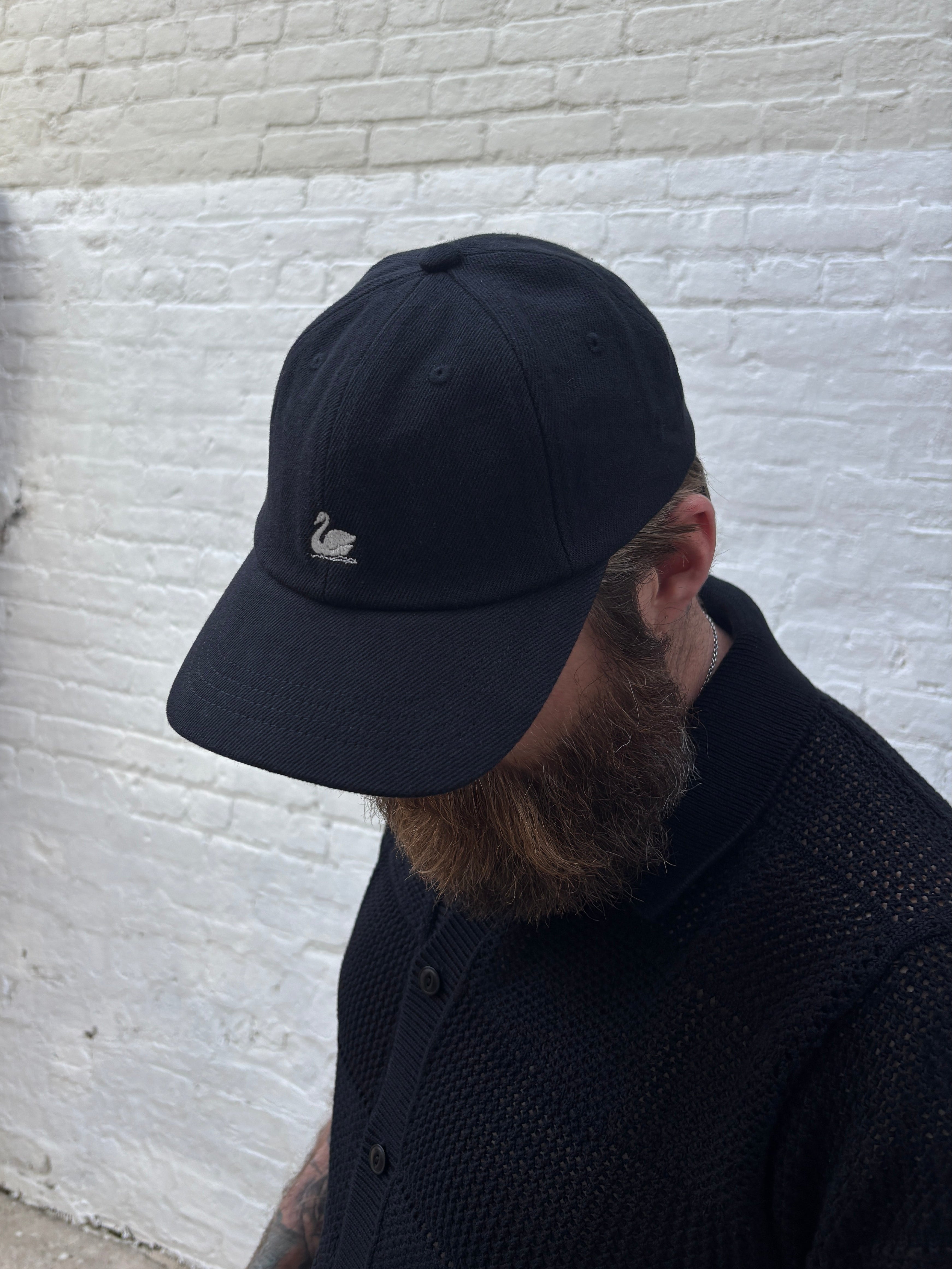 Merz b. Schwanen Swan Logo Cap