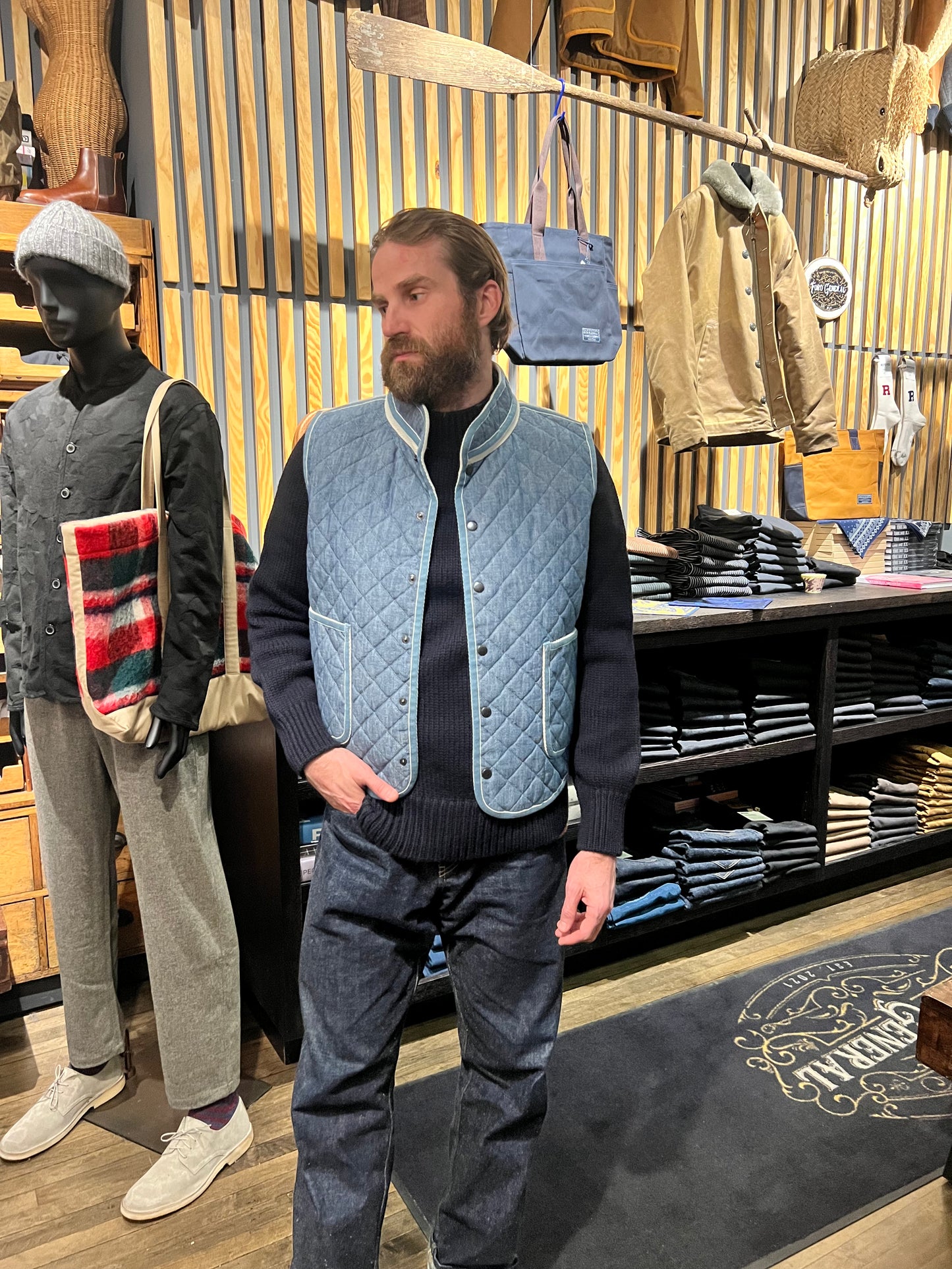 Fleurs de Bagne "Col Officer" Vest