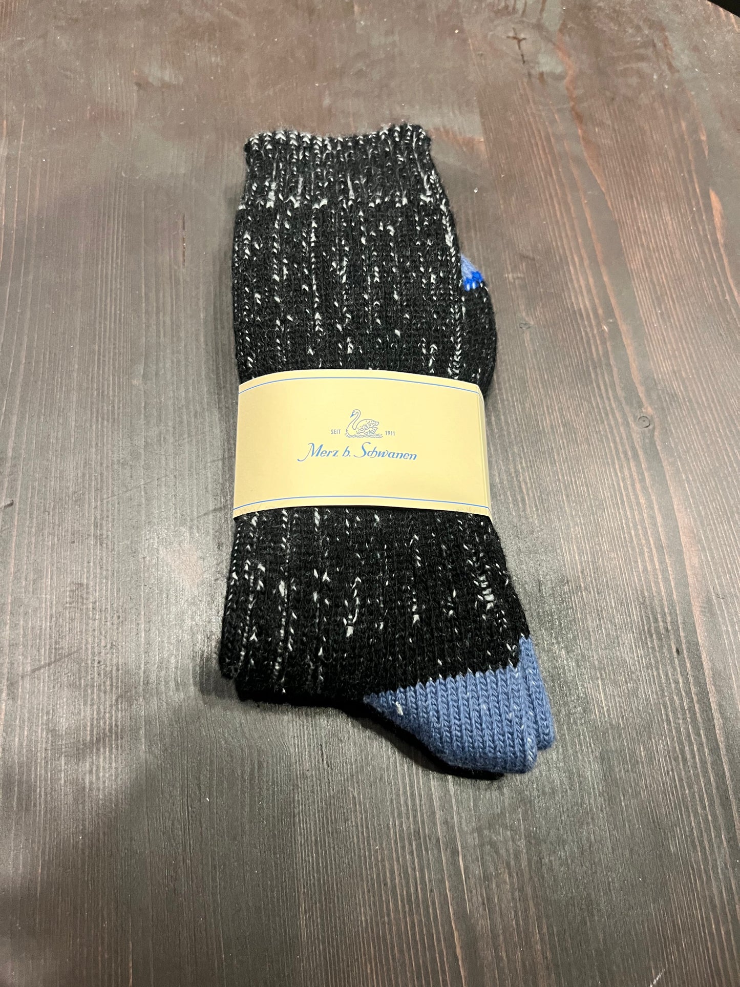 MW74 Extra-Fine Merino Wool Sock