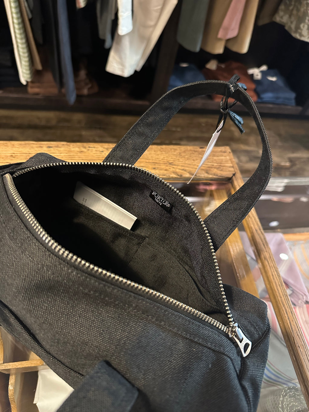 Smoky Boston Bag