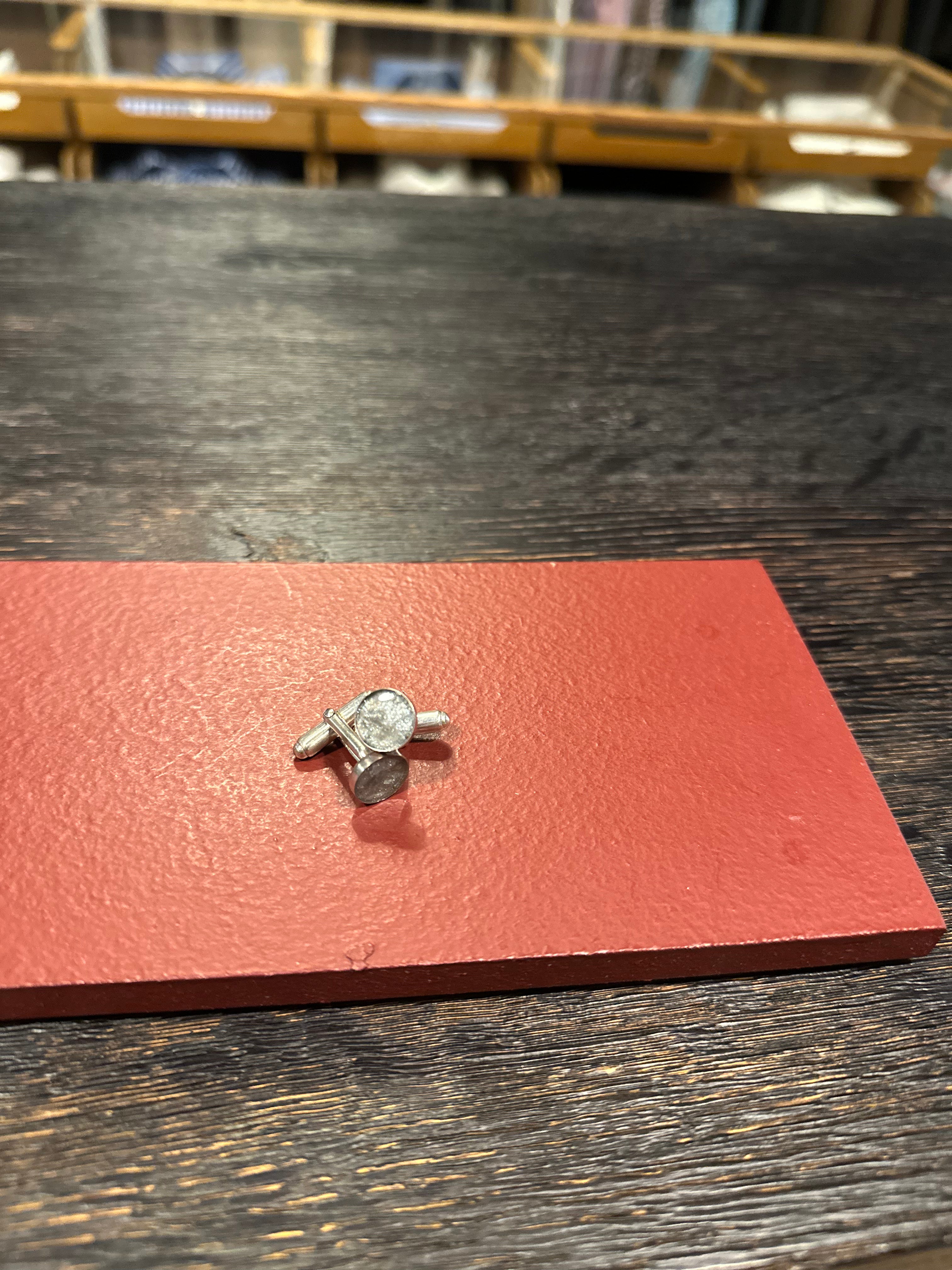 Cufflinks
