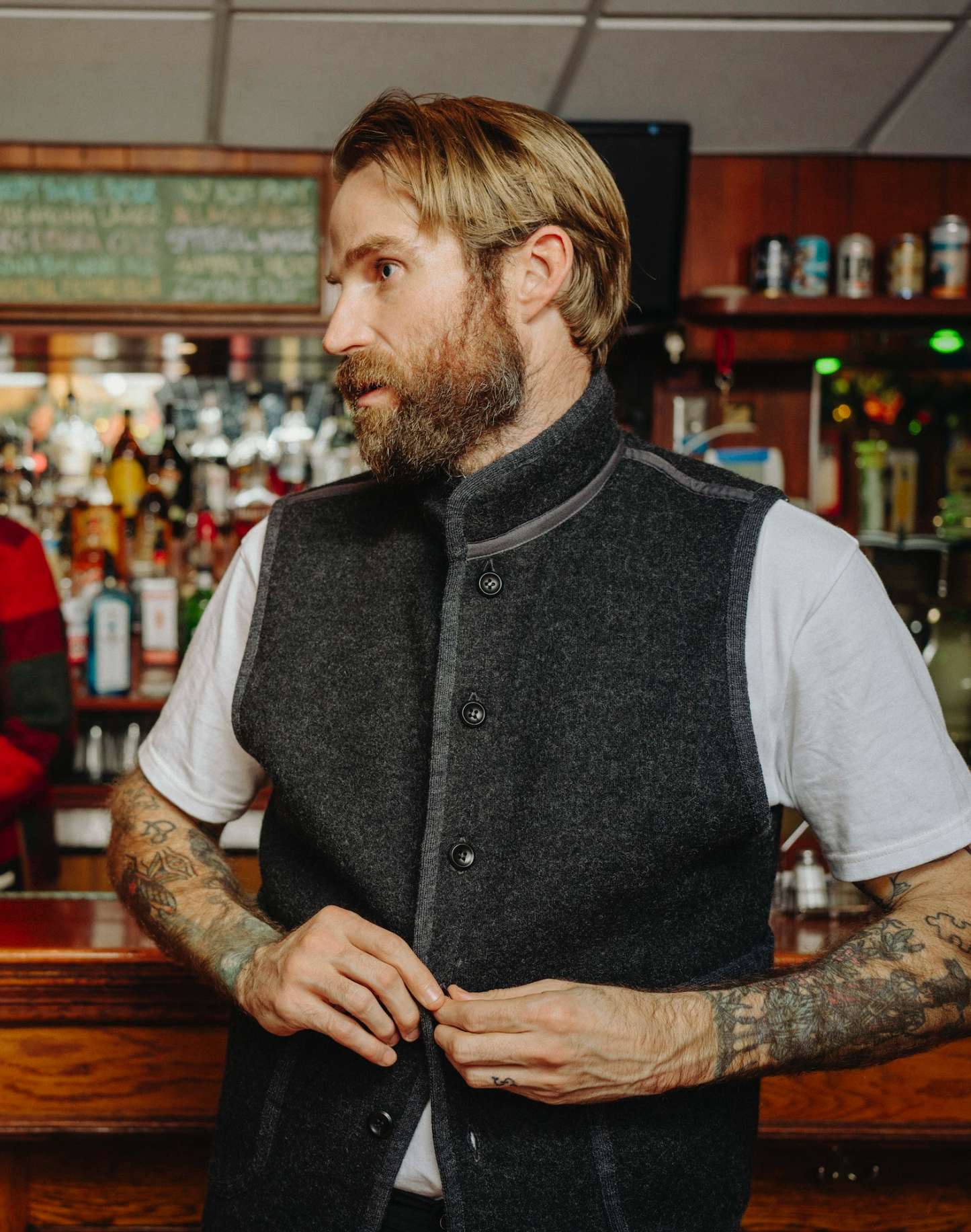 Fleurs de Bagne "Col Officer" Vest