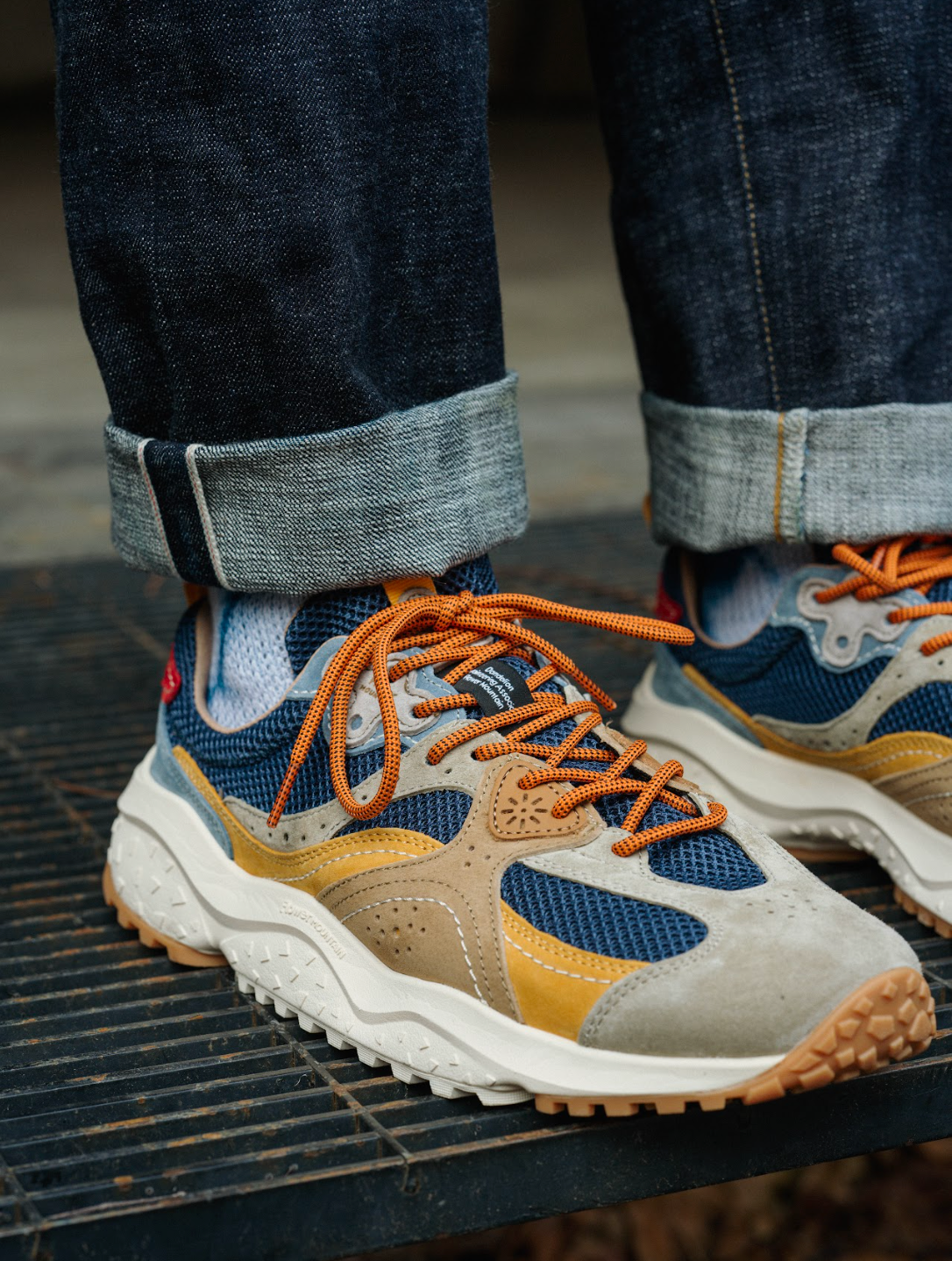 Flower Mountain Wave Man Suede/Mesh Sneaker