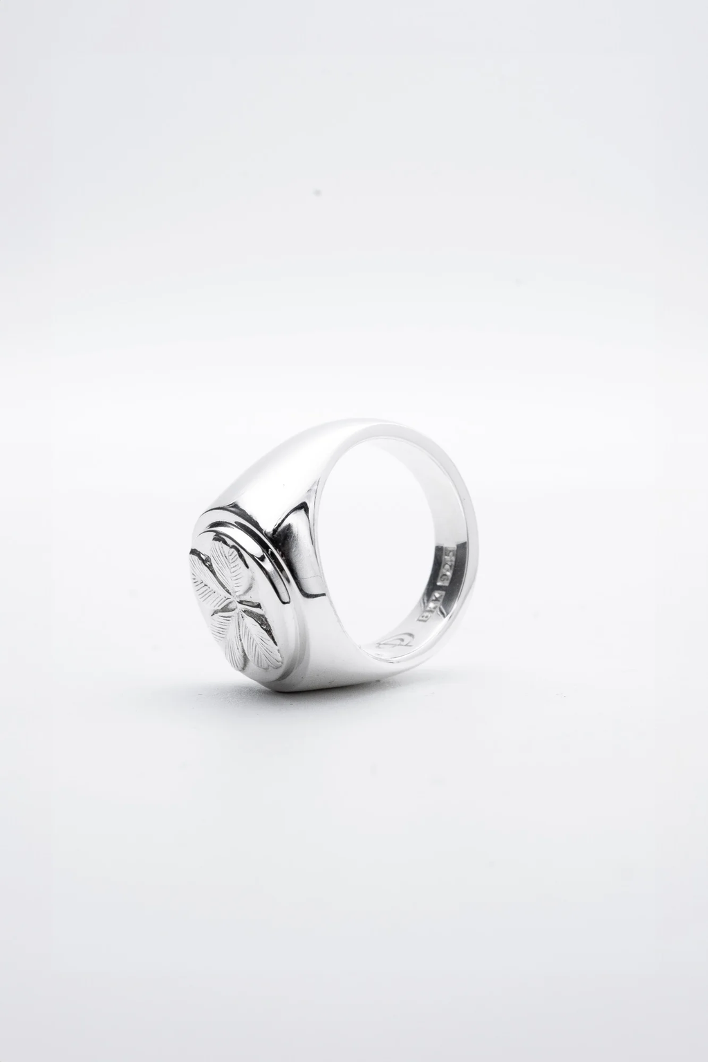 Clover Signet Ring