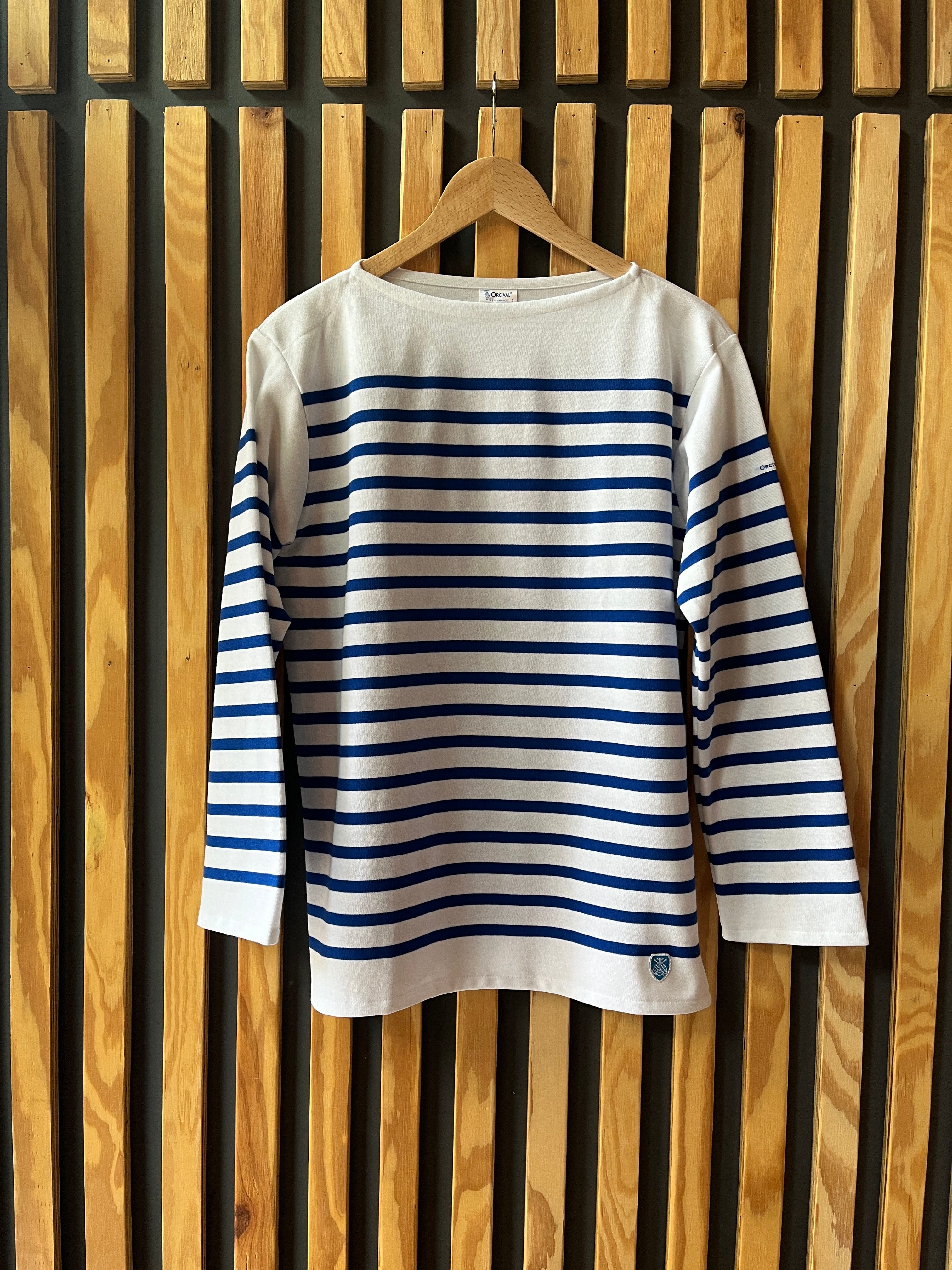 3, White/Blue