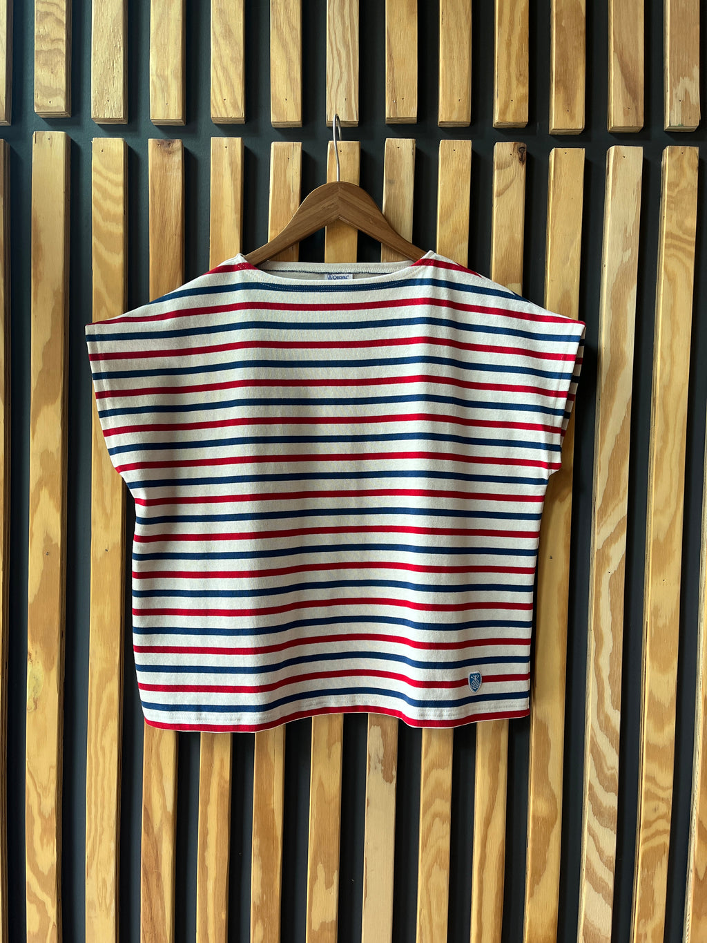White, Blue. Red, 1