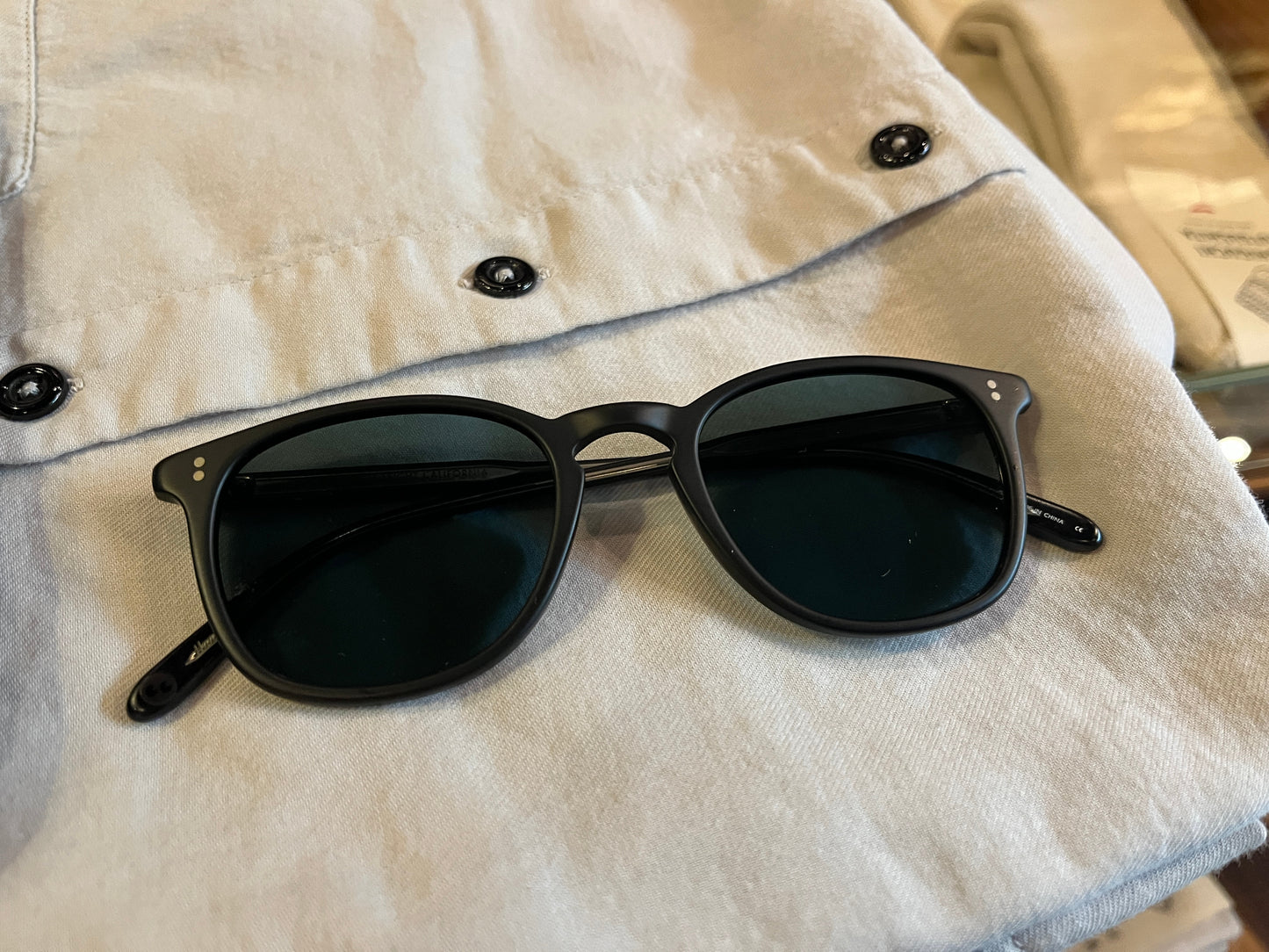 Blue Smoke, Matte Black/Semi-Flat