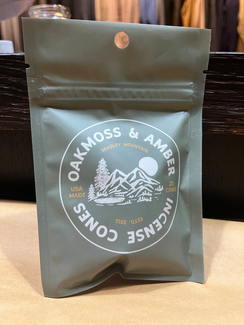 Oakmoss & Amber Incense Cones