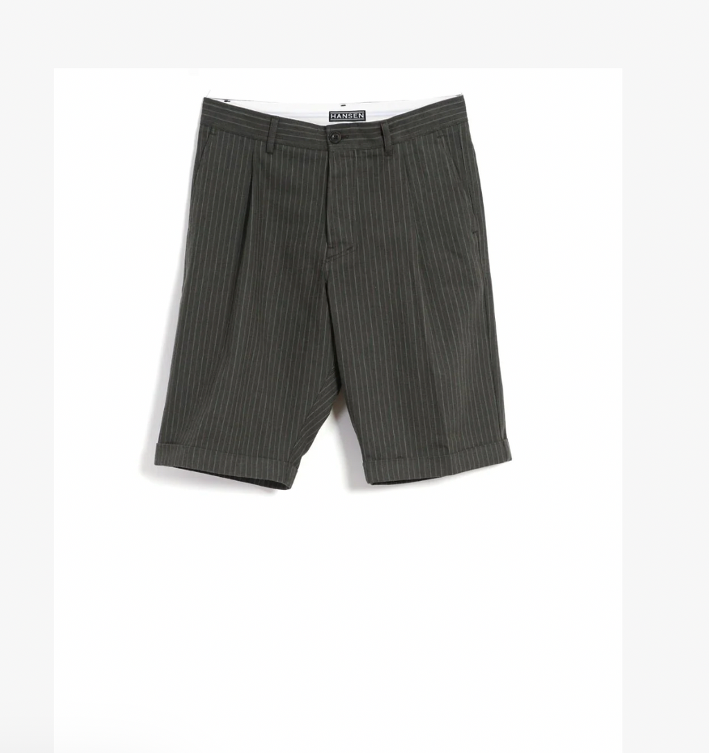 Birk Single Pleated Shorts