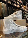 UW Novesta Sneaker