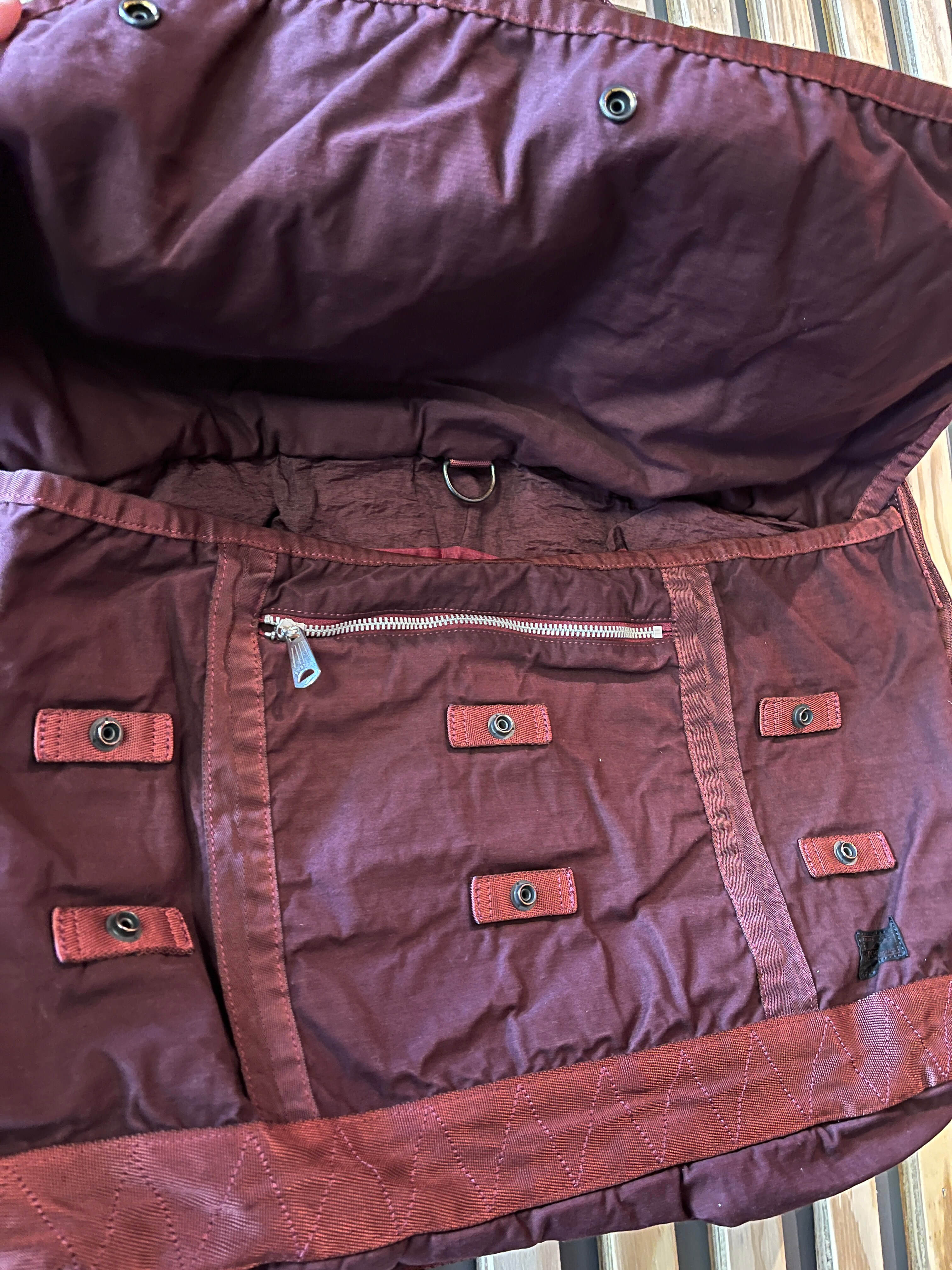 Crag Messenger Bag (L)