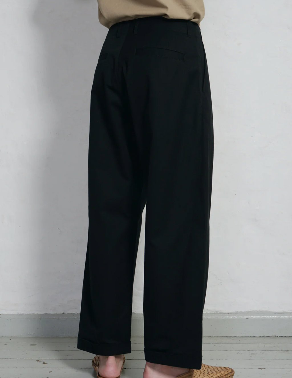 Bobby Wide Pleated Trouser