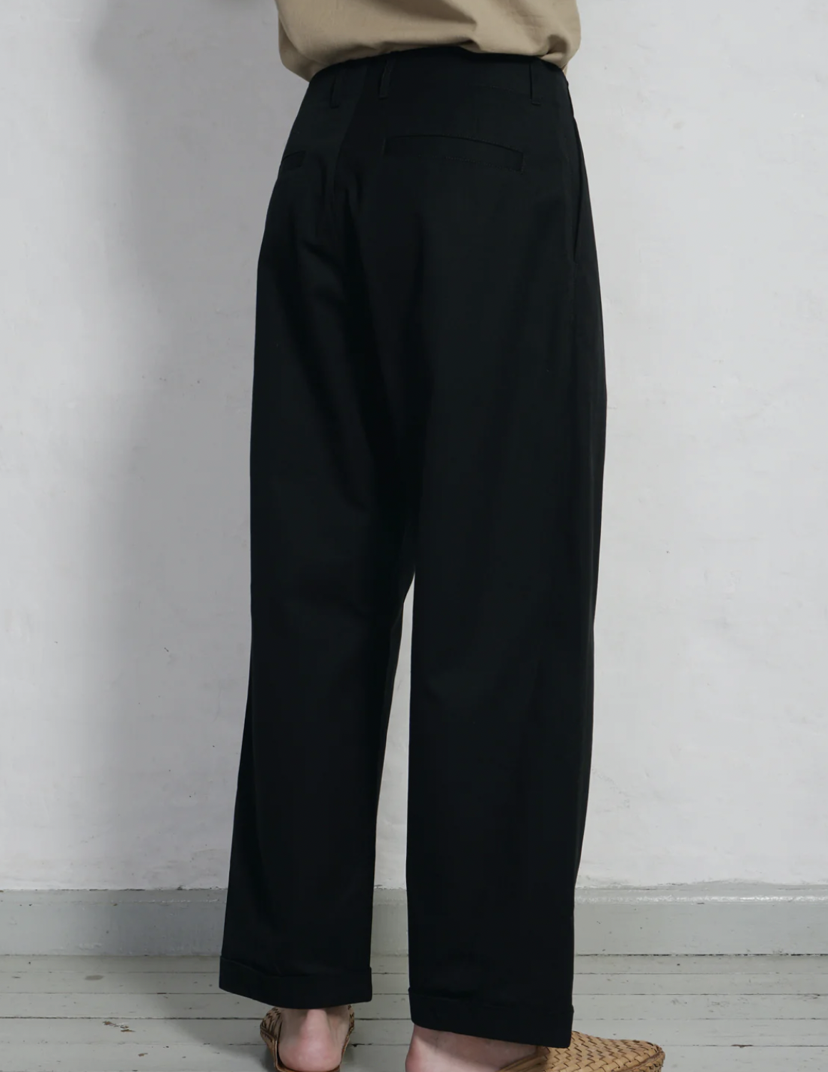 Bobby Wide Pleated Trouser
