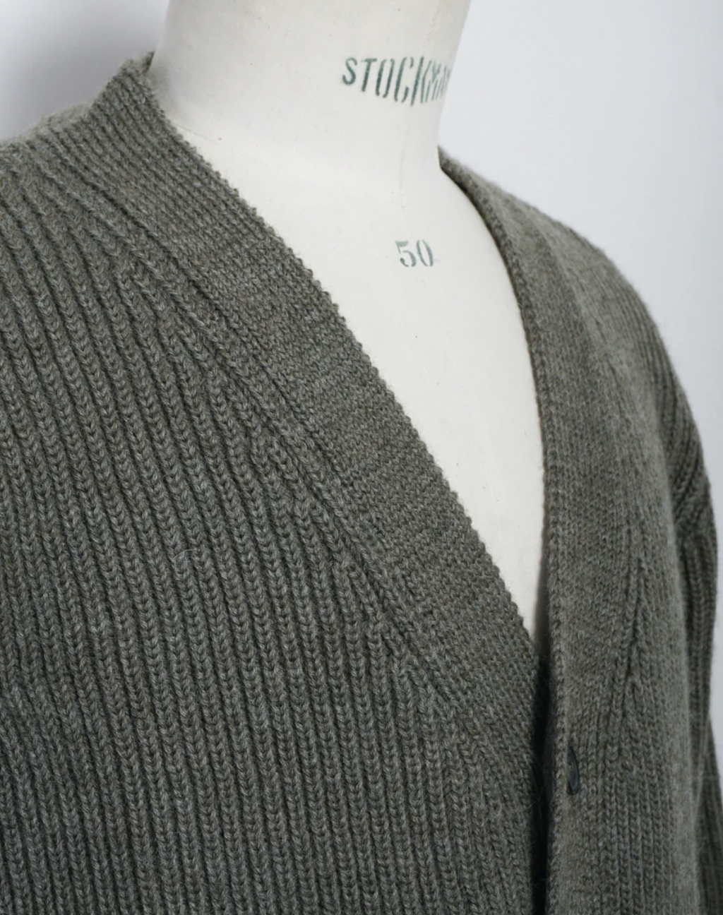 Evald Heavy Knit Cardigan