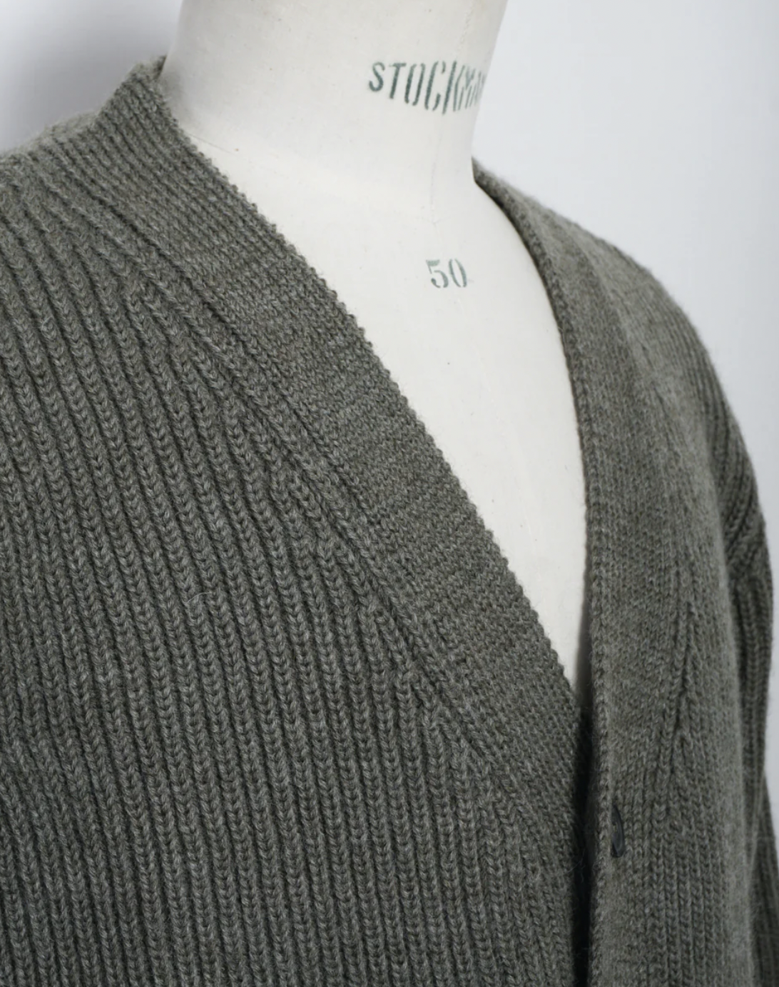 Evald Heavy Knit Cardigan