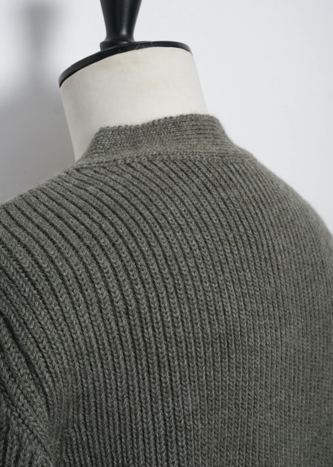 Evald Heavy Knit Cardigan