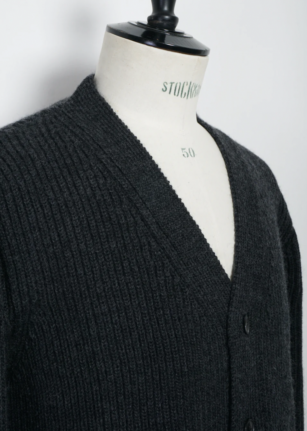 Evald Heavy Knit Cardigan